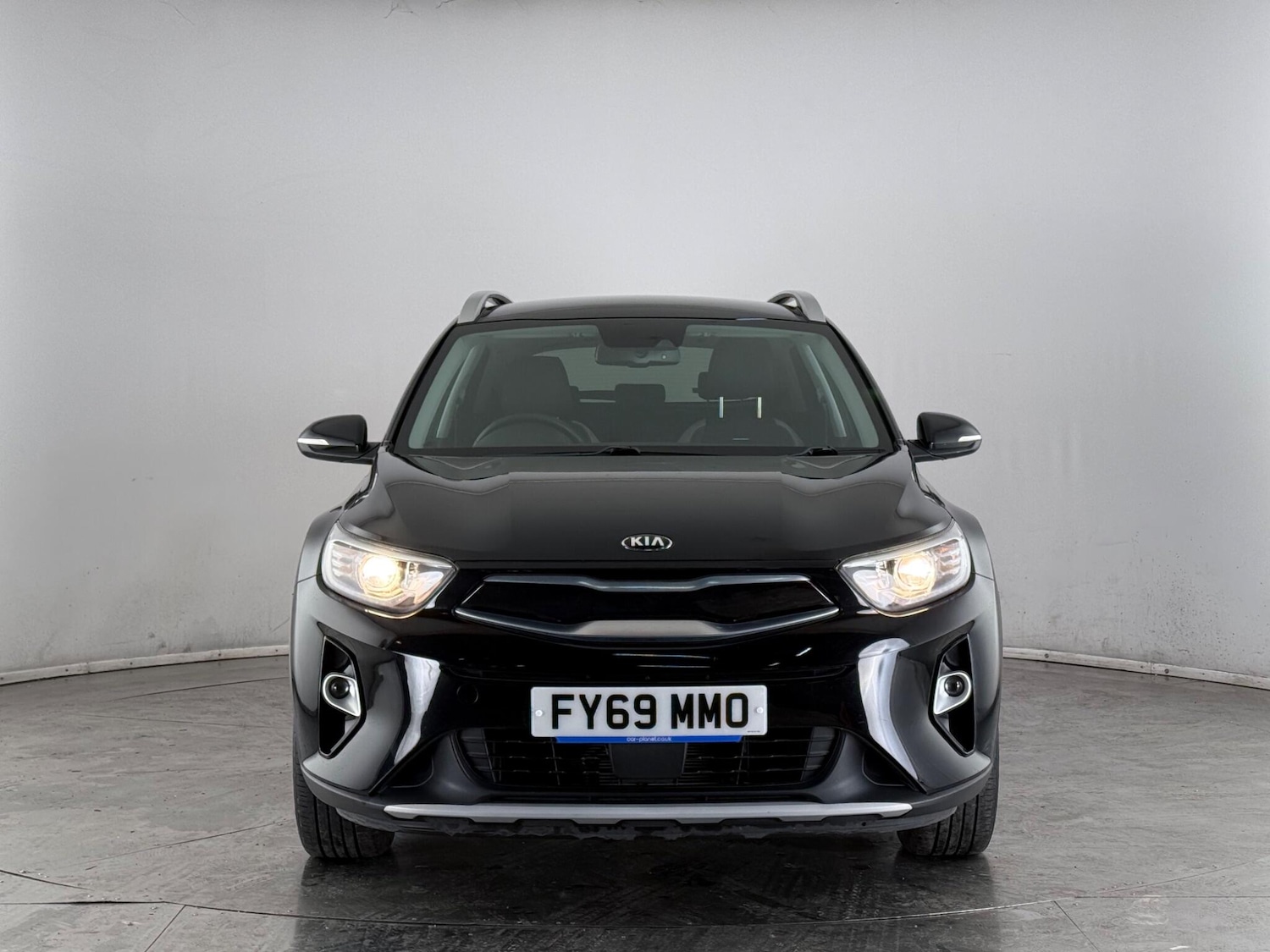 Used Kia Stonic 2019 for sale - 77626410: Photo 2
