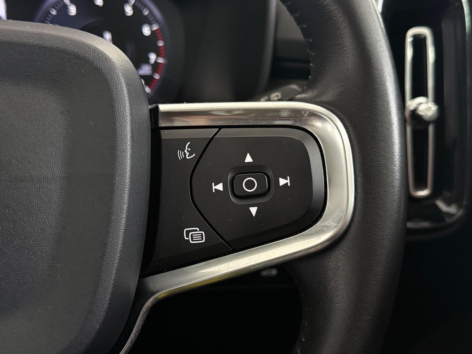 Used Volvo XC40 2019 for sale - 77180794: Photo 26