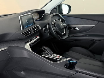 Used Peugeot 5008 2019 for sale - 78947619: Photo