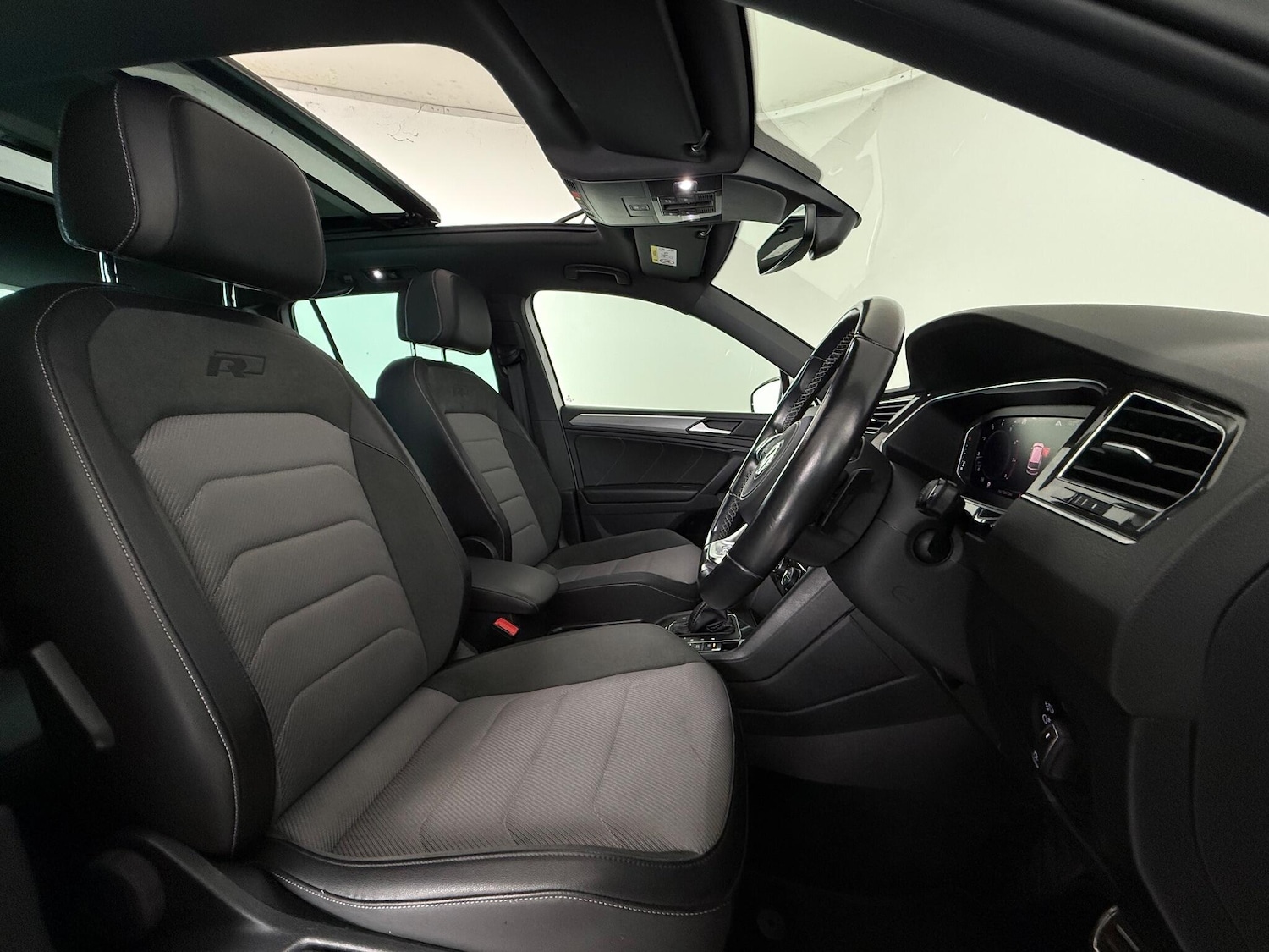 Used Volkswagen Tiguan 2019 for sale - 76468274: Photo 17