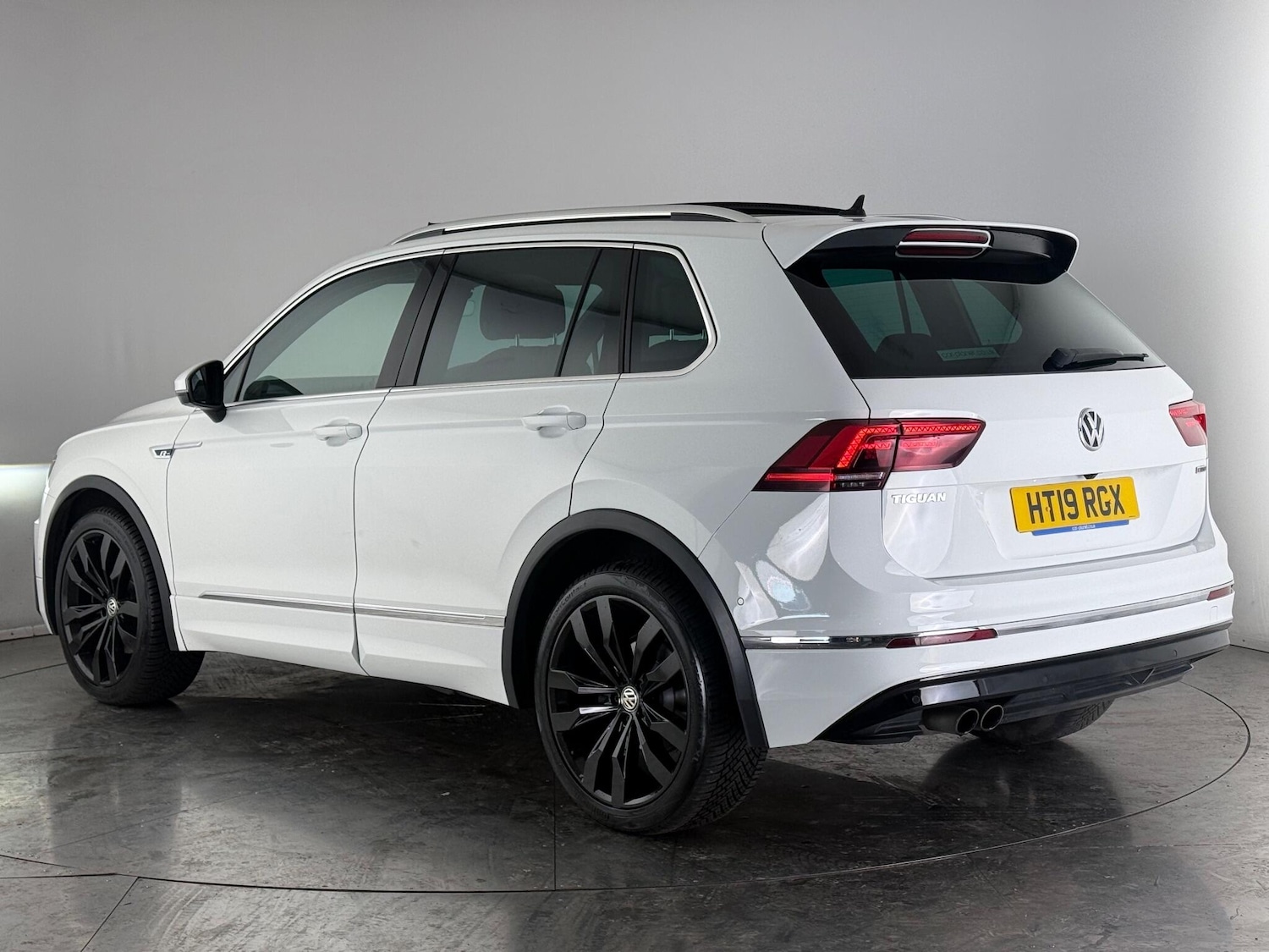 Used Volkswagen Tiguan 2019 for sale - 76468274: Photo 5