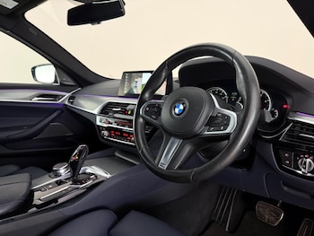 Used BMW 5 Series 2017 for sale - 79013281: Photo