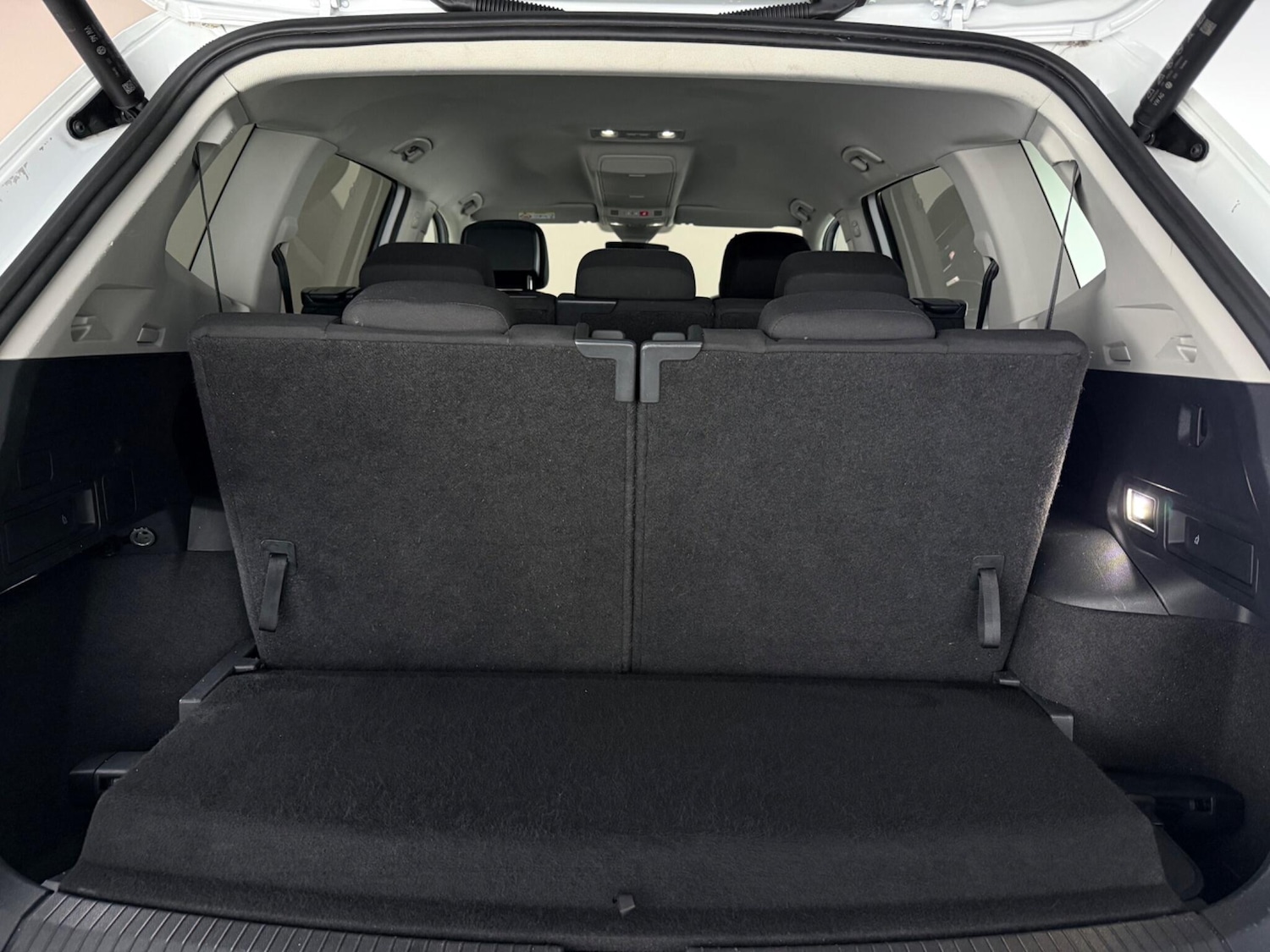 Used Volkswagen Tiguan Allspace 2022 for sale - 78185848: Photo 8