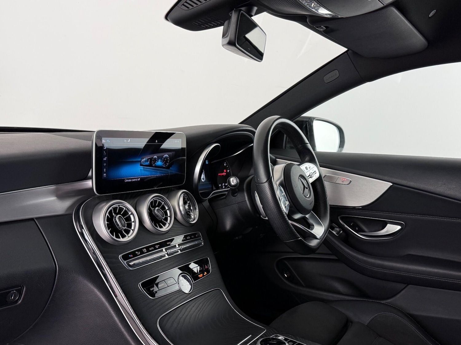 Used Mercedes-Benz C Class 2020 for sale - 77259485: Photo 14