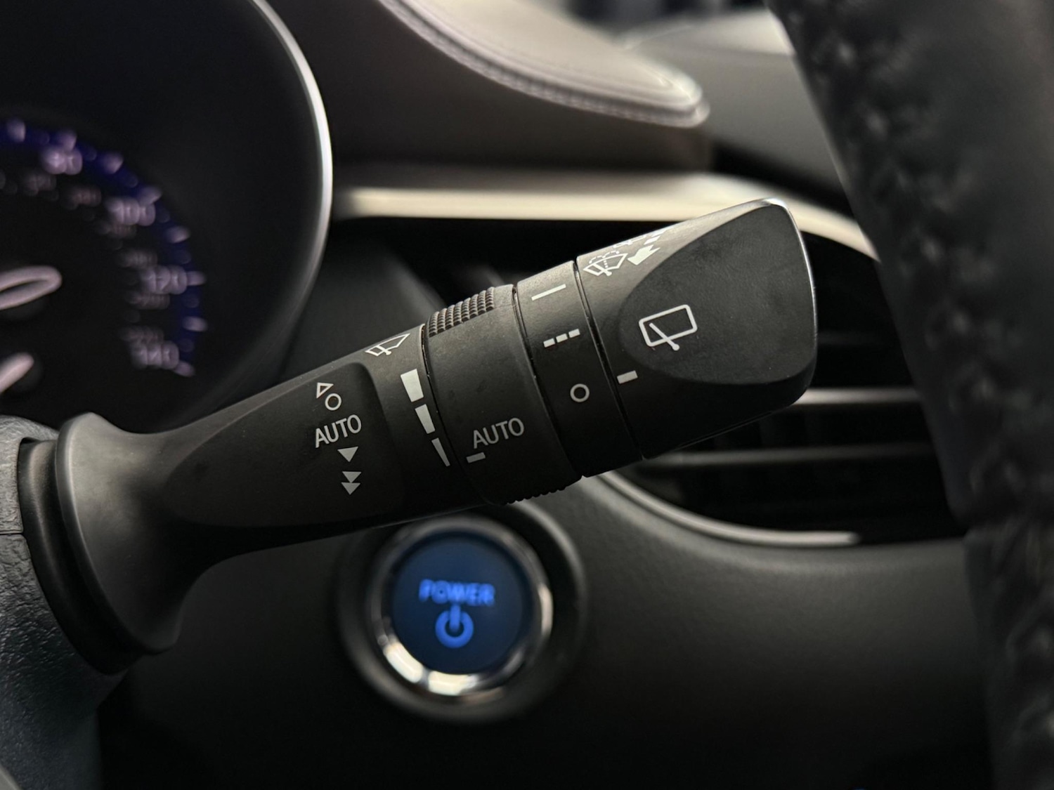 Used Toyota C-HR 2020 for sale - 77216960: Photo 22