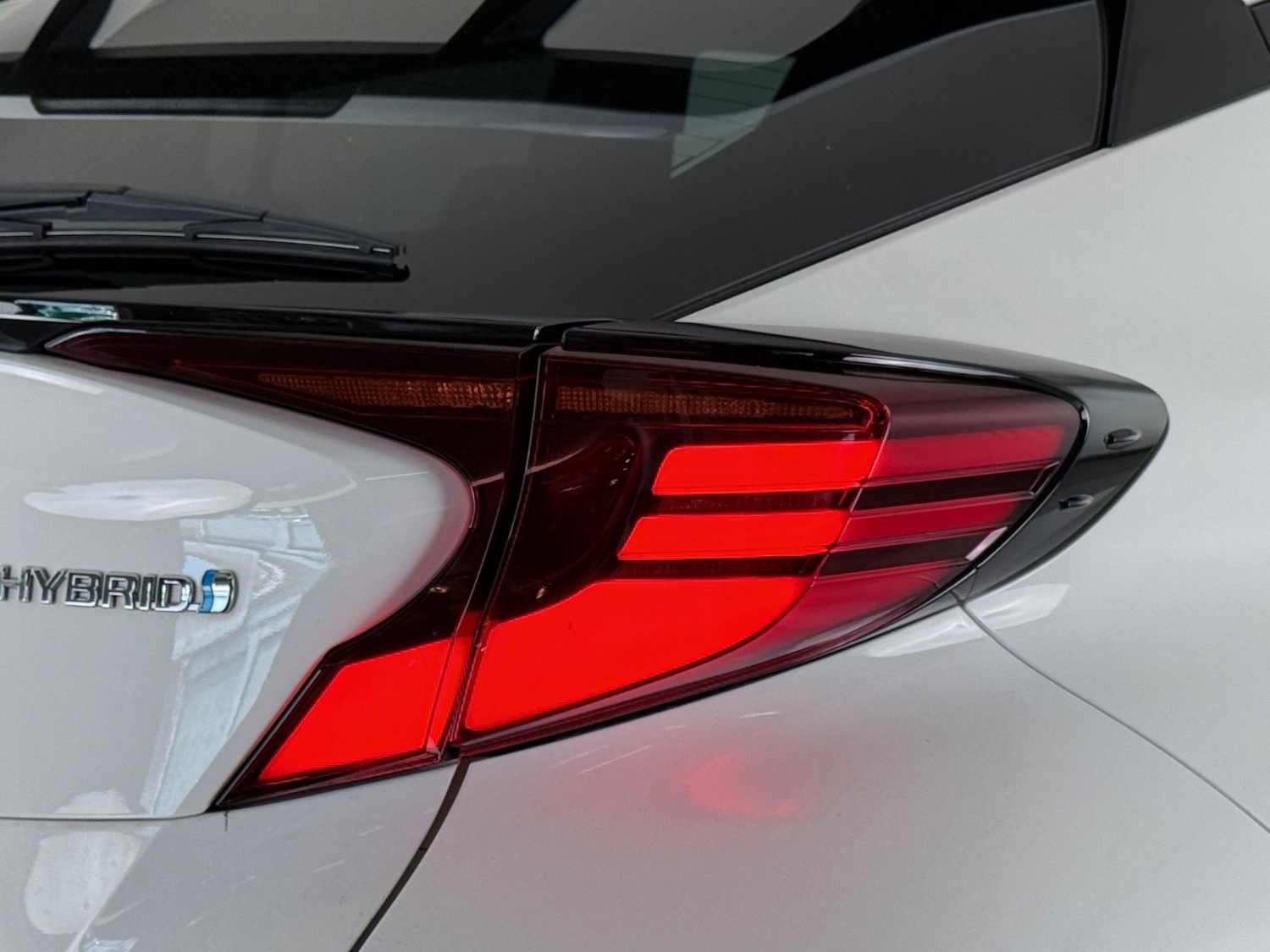 Used Toyota C-HR 2020 for sale - 77216960: Photo 8