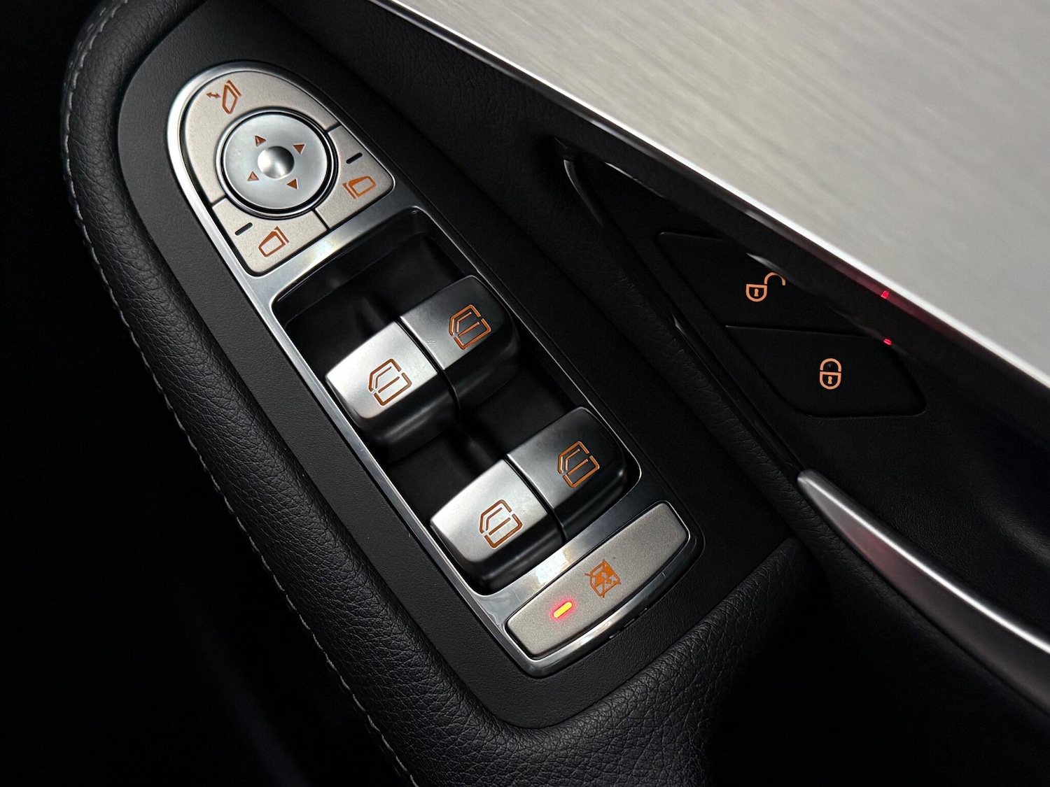 Used Mercedes-Benz GLC 2022 for sale - 76468654: Photo 42