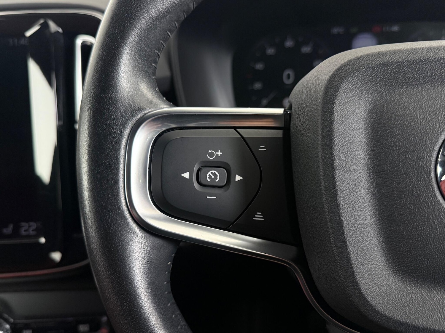 Used Volvo XC40 2020 for sale - 77259793: Photo 19