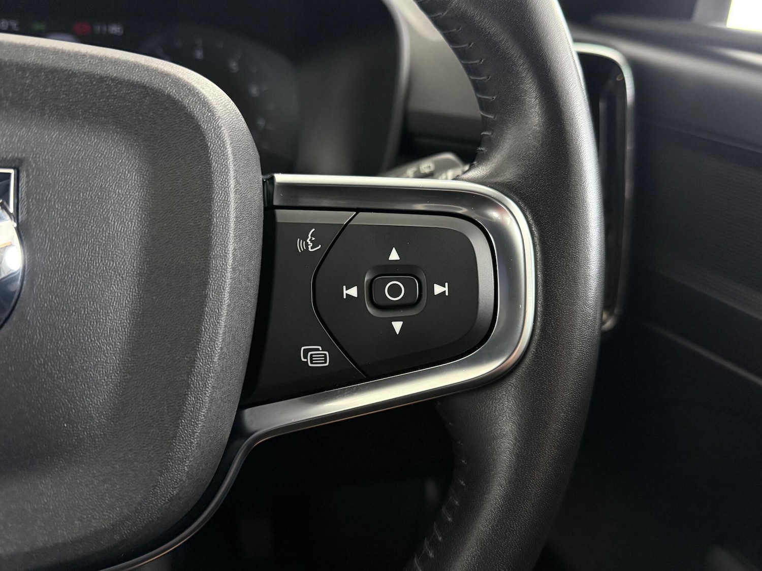 Used Volvo XC40 2020 for sale - 77259793: Photo 20