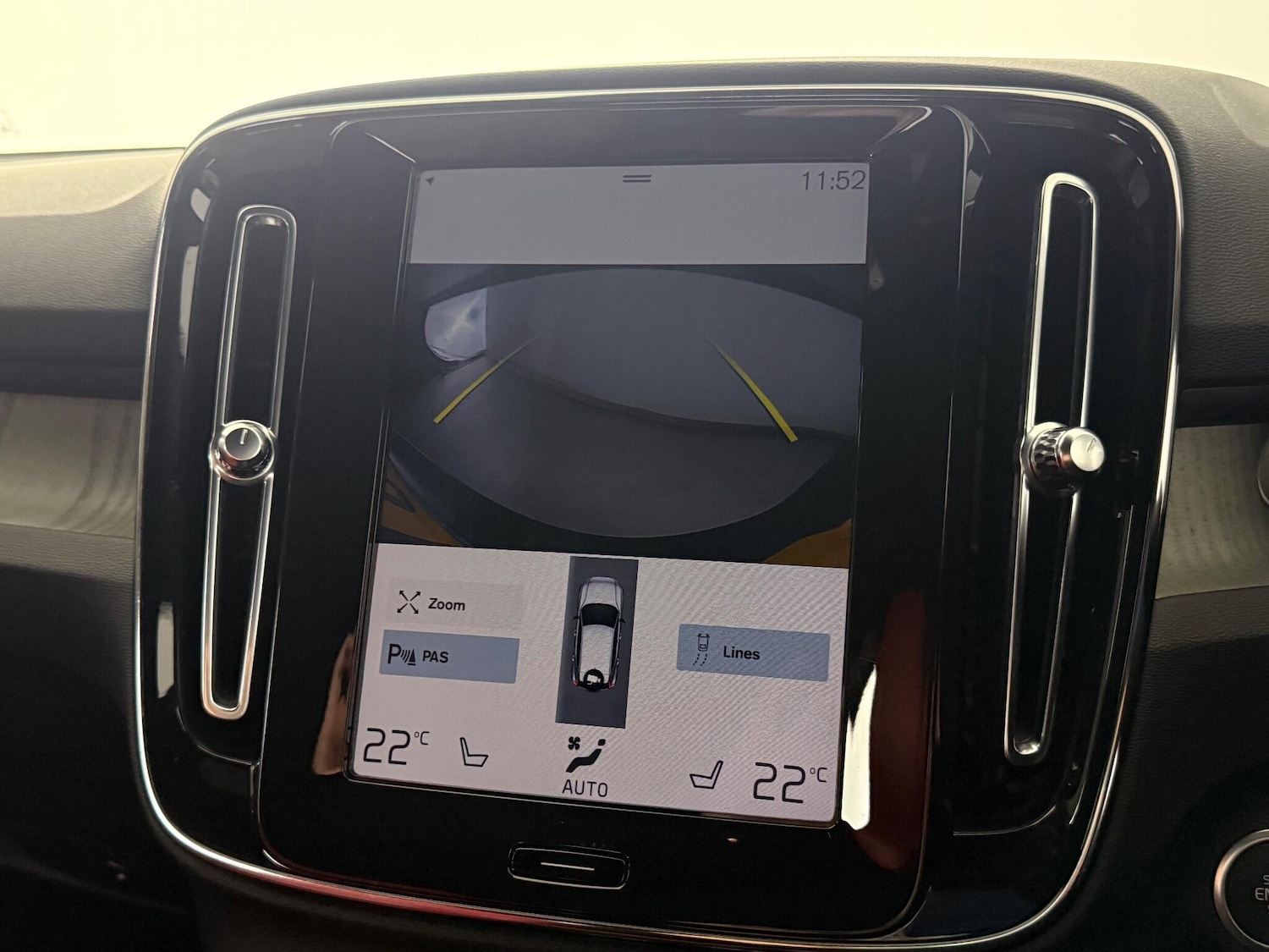 Used Volvo XC40 2020 for sale - 77259793: Photo 27