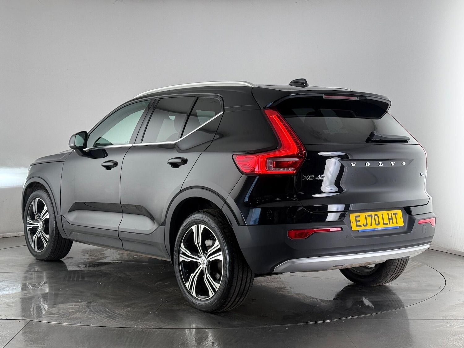Used Volvo XC40 2020 for sale - 77259793: Photo 4