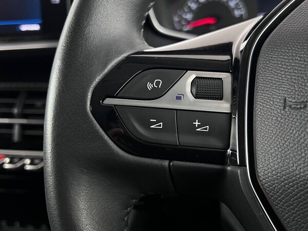 Used Peugeot 2008 2021 for sale - 74443210: Photo 22