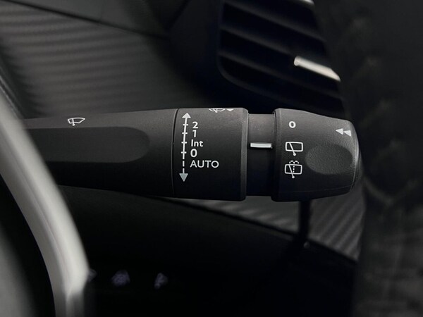 Used Peugeot 2008 2021 for sale - 74443210: Photo 26