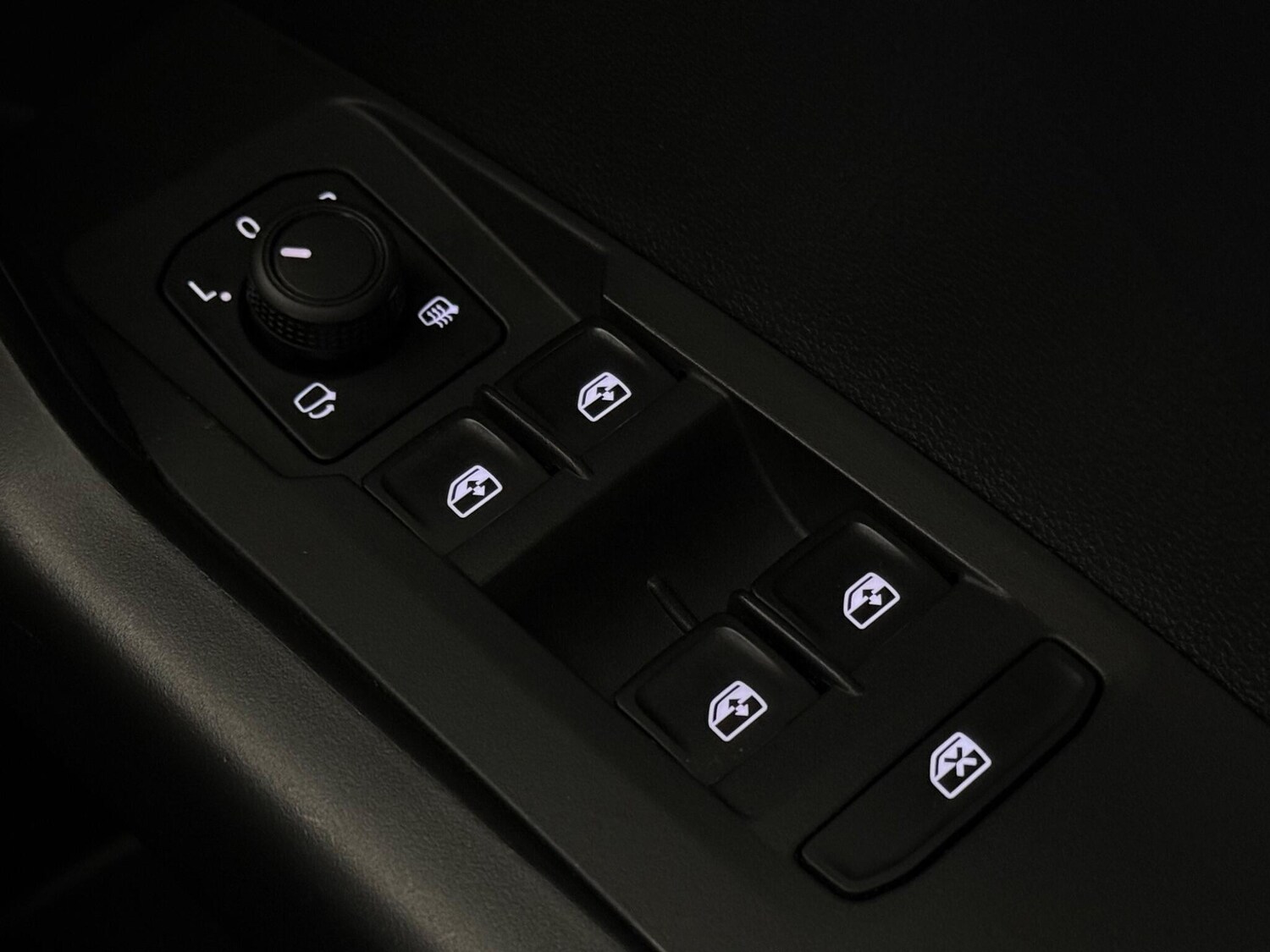 Used Volkswagen T-Cross 2022 for sale - 77587418: Photo 28