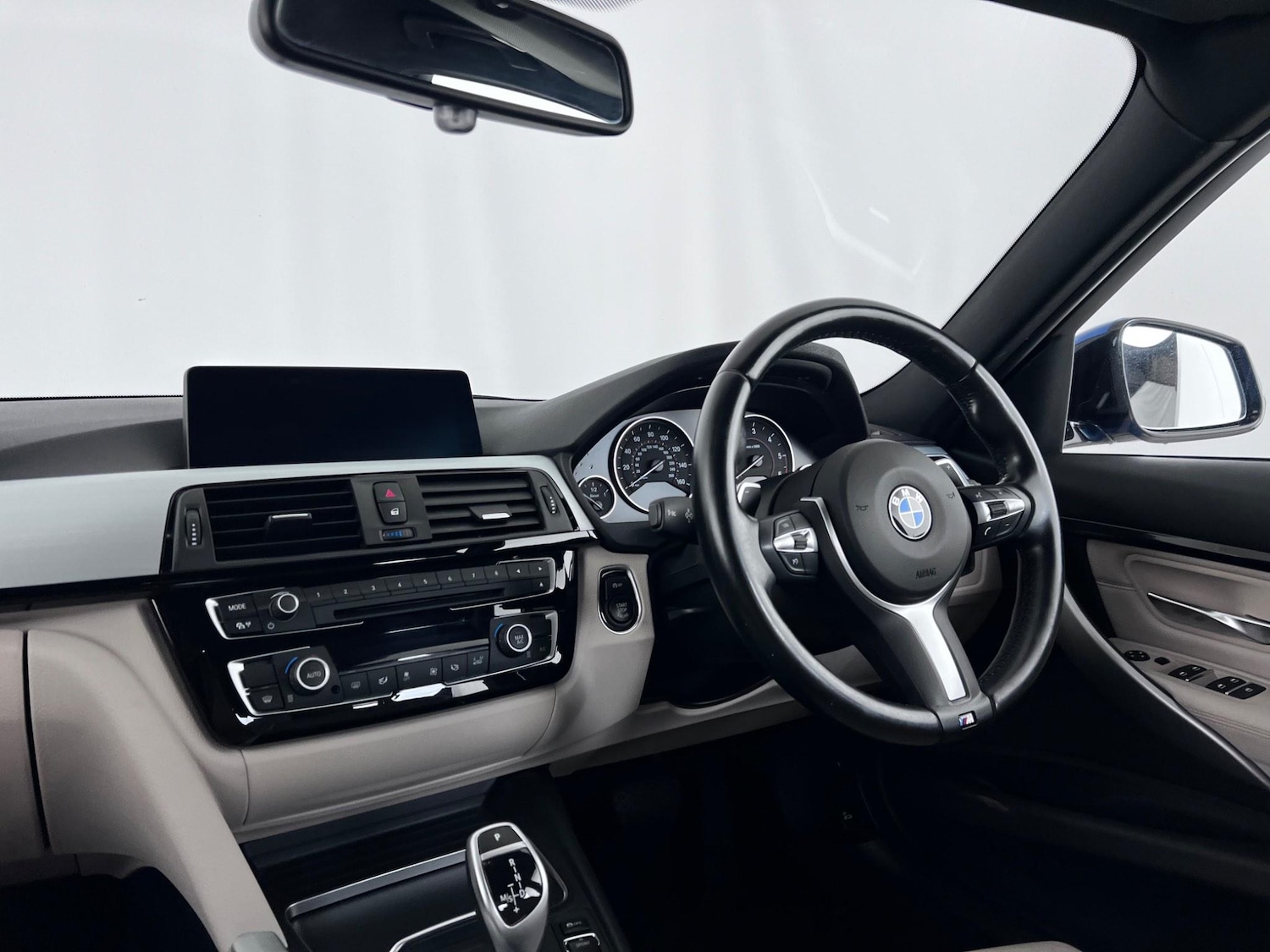 Used BMW 3 Series 2017 for sale - 77244055: Photo 21