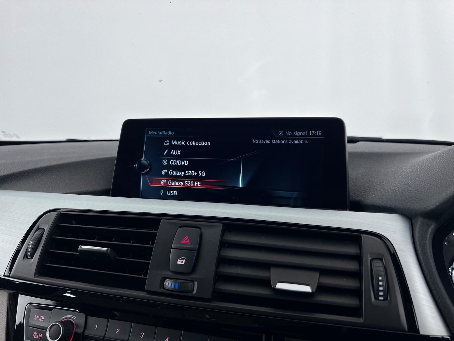 Used BMW 3 Series 2017 for sale - 77244055: Photo 34