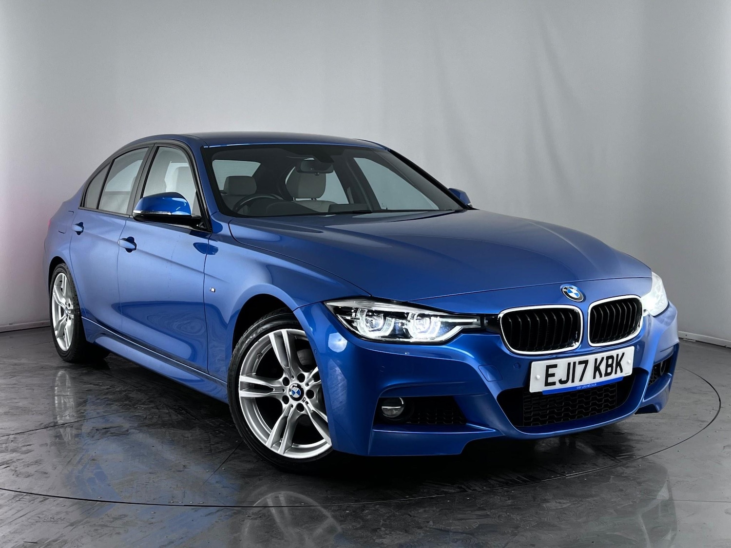 Used BMW 3 Series 2017 for sale - 77244055: Photo 43