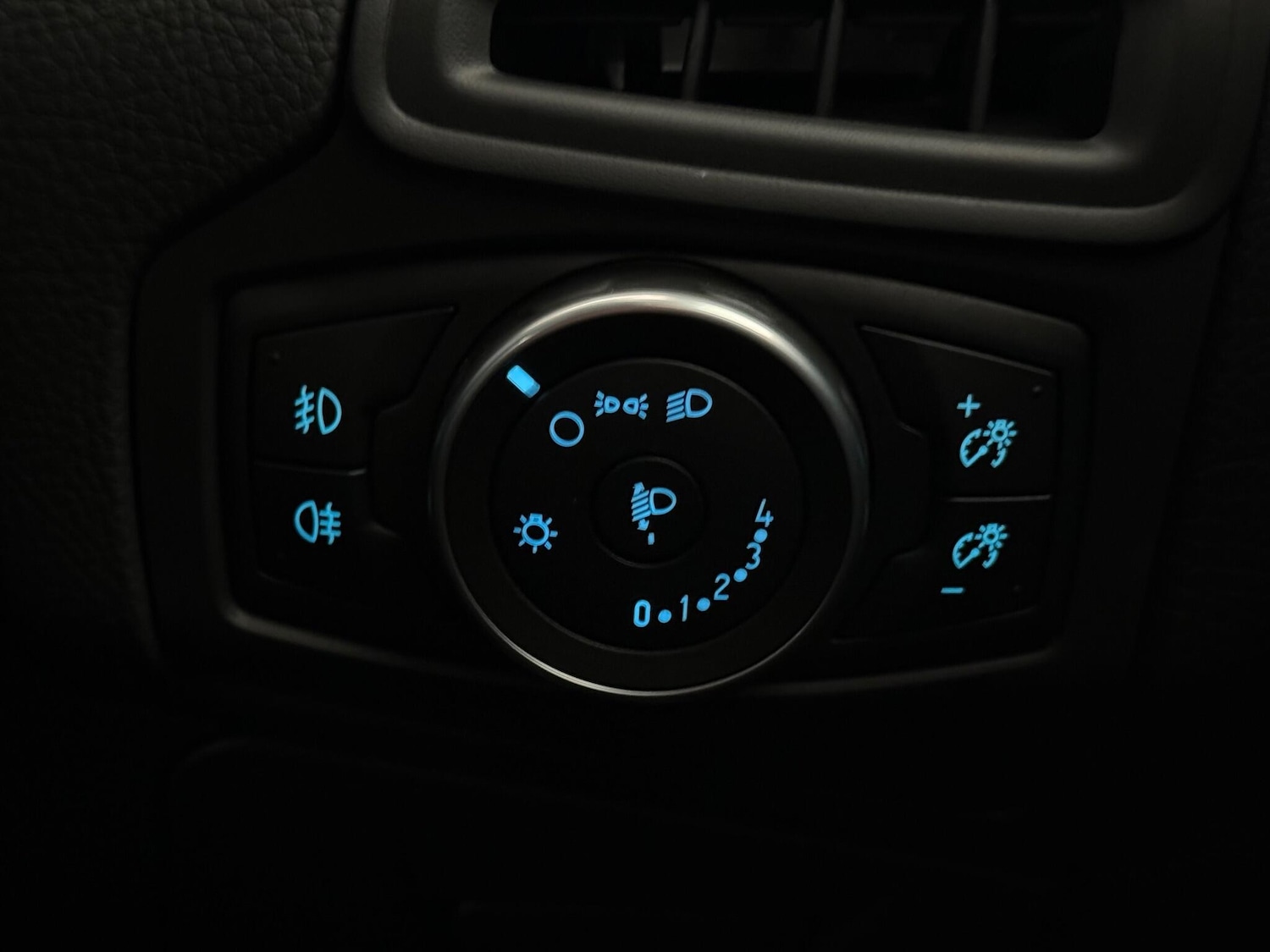 Used Ford Focus 2017 for sale - 76468193: Photo 22