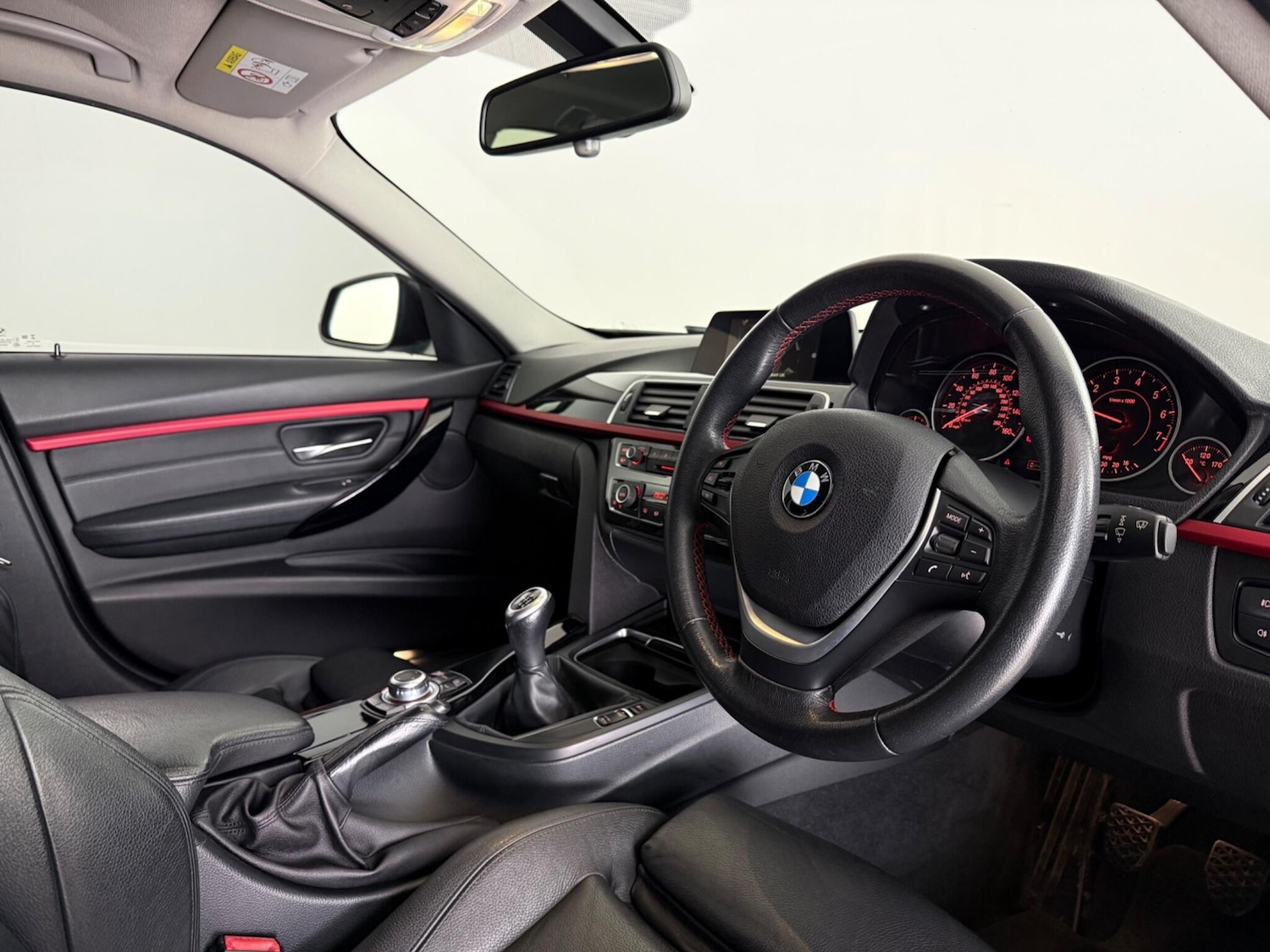 Used BMW 3 Series 2017 for sale - 77809252: Photo 19