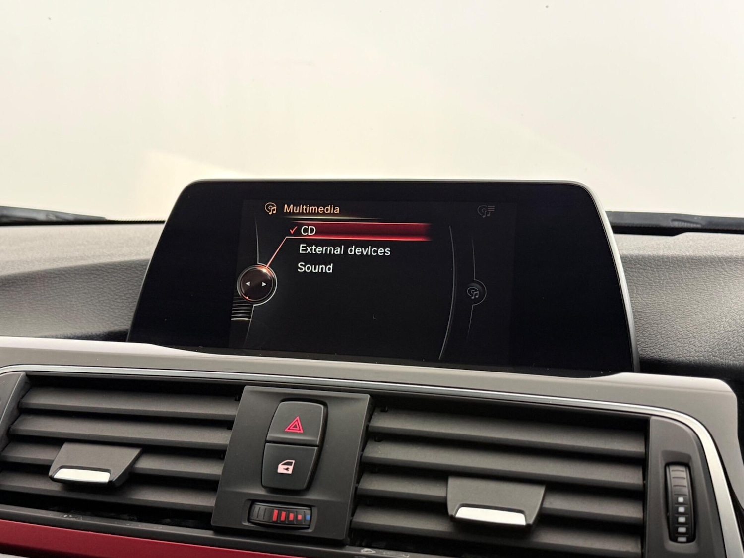 Used BMW 3 Series 2017 for sale - 77809252: Photo 22