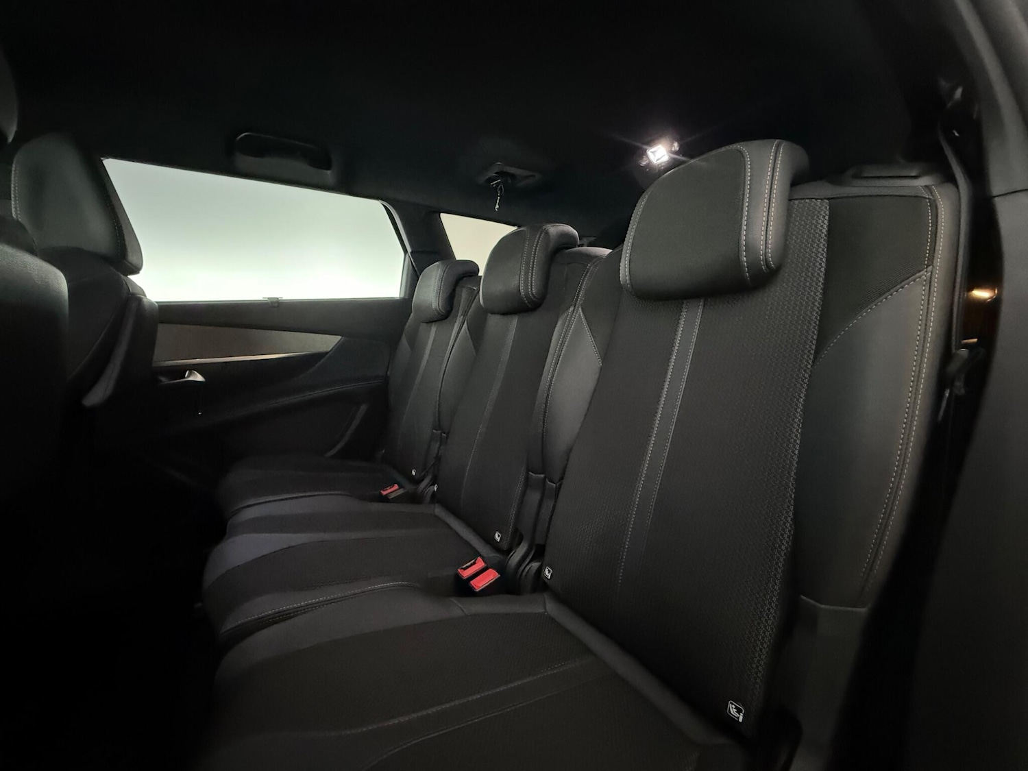 Used Peugeot 5008 2023 for sale - 77587417: Photo 12