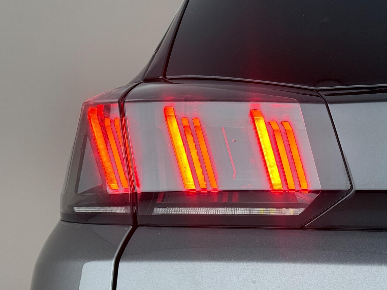 Used Peugeot 5008 2023 for sale - 77587417: Photo 6