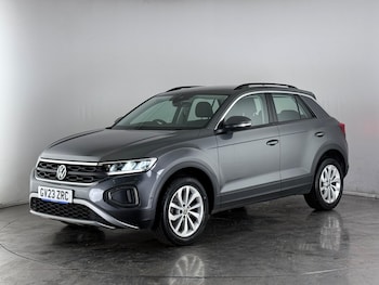 Used Volkswagen T-Roc 2023 for sale - 76657110: Photo