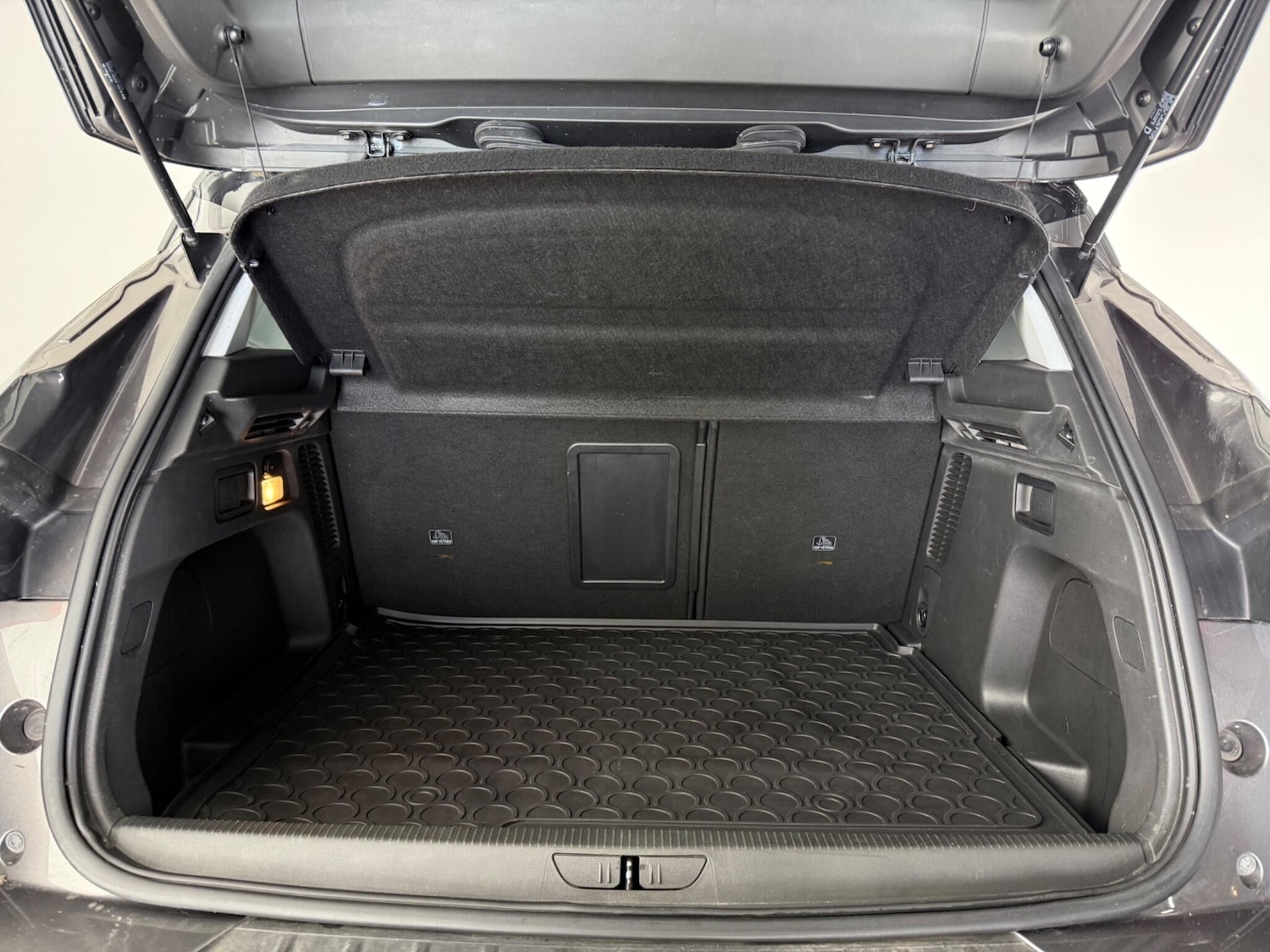 Used Vauxhall Grandland X 2019 for sale - 77217081: Photo 10