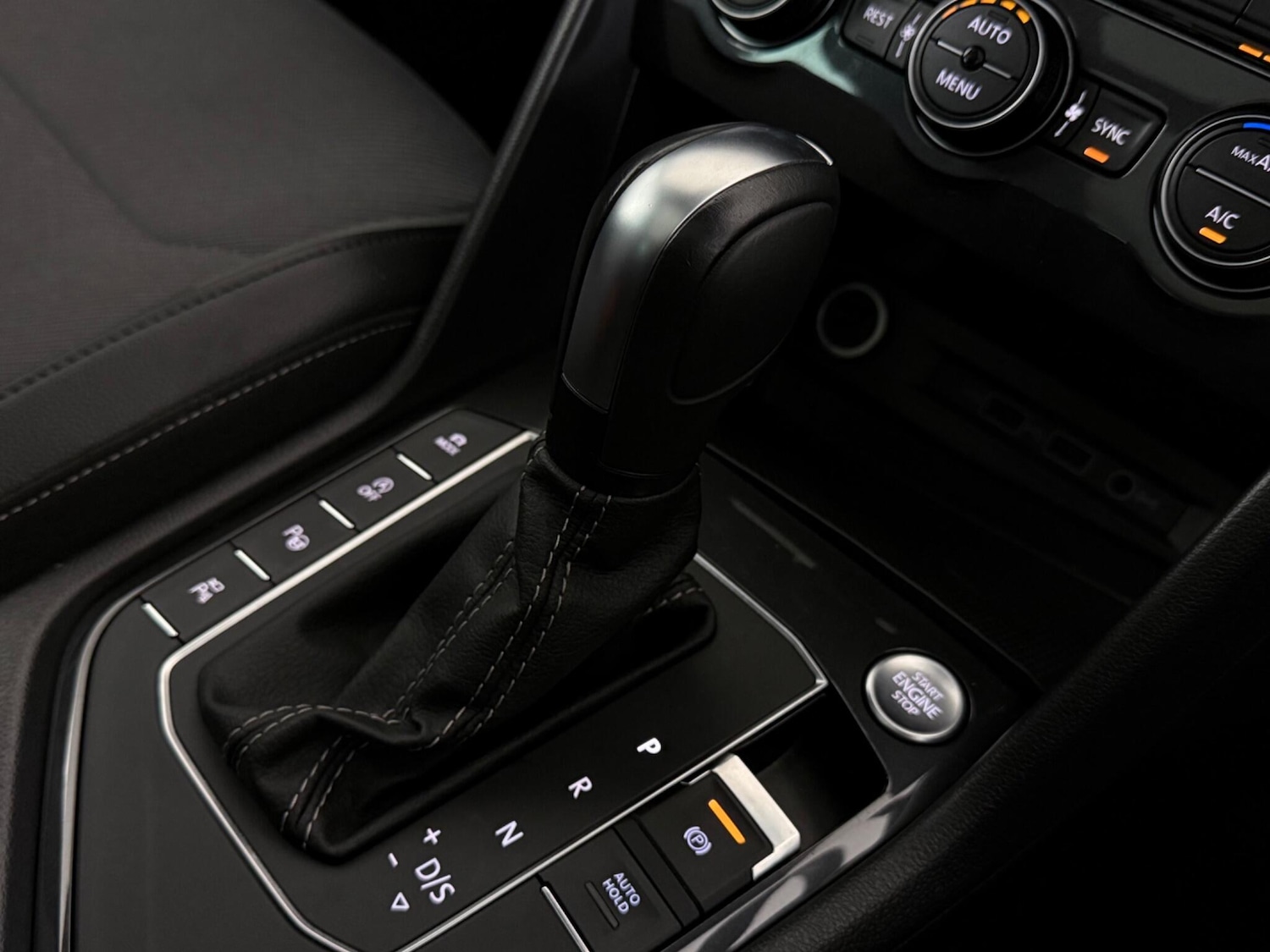 Used Volkswagen Tiguan 2020 for sale - 77484687: Photo 32