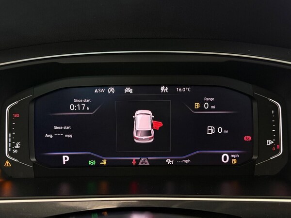 Used Volkswagen Tiguan 2020 for sale - 76105928: Photo 28
