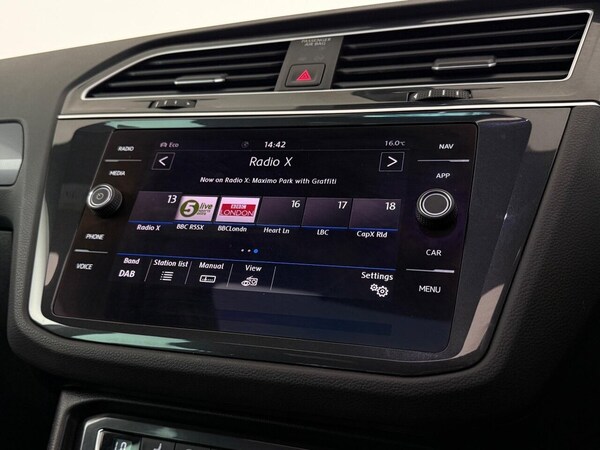 Used Volkswagen Tiguan 2020 for sale - 76105928: Photo 35