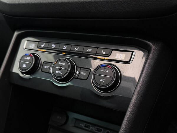 Used Volkswagen Tiguan 2020 for sale - 76105928: Photo 44