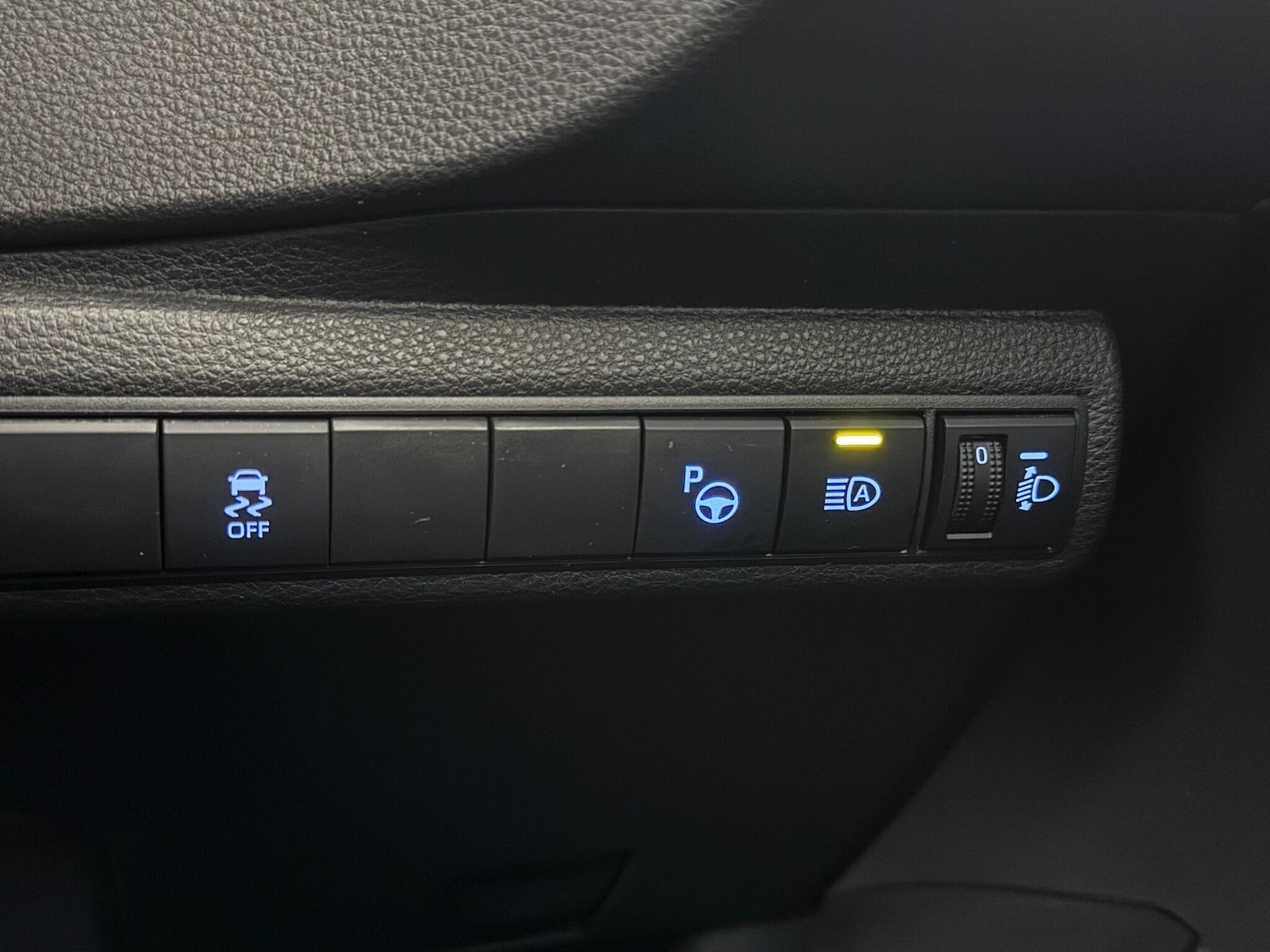 Used Toyota Corolla 2019 for sale - 77441522: Photo 32