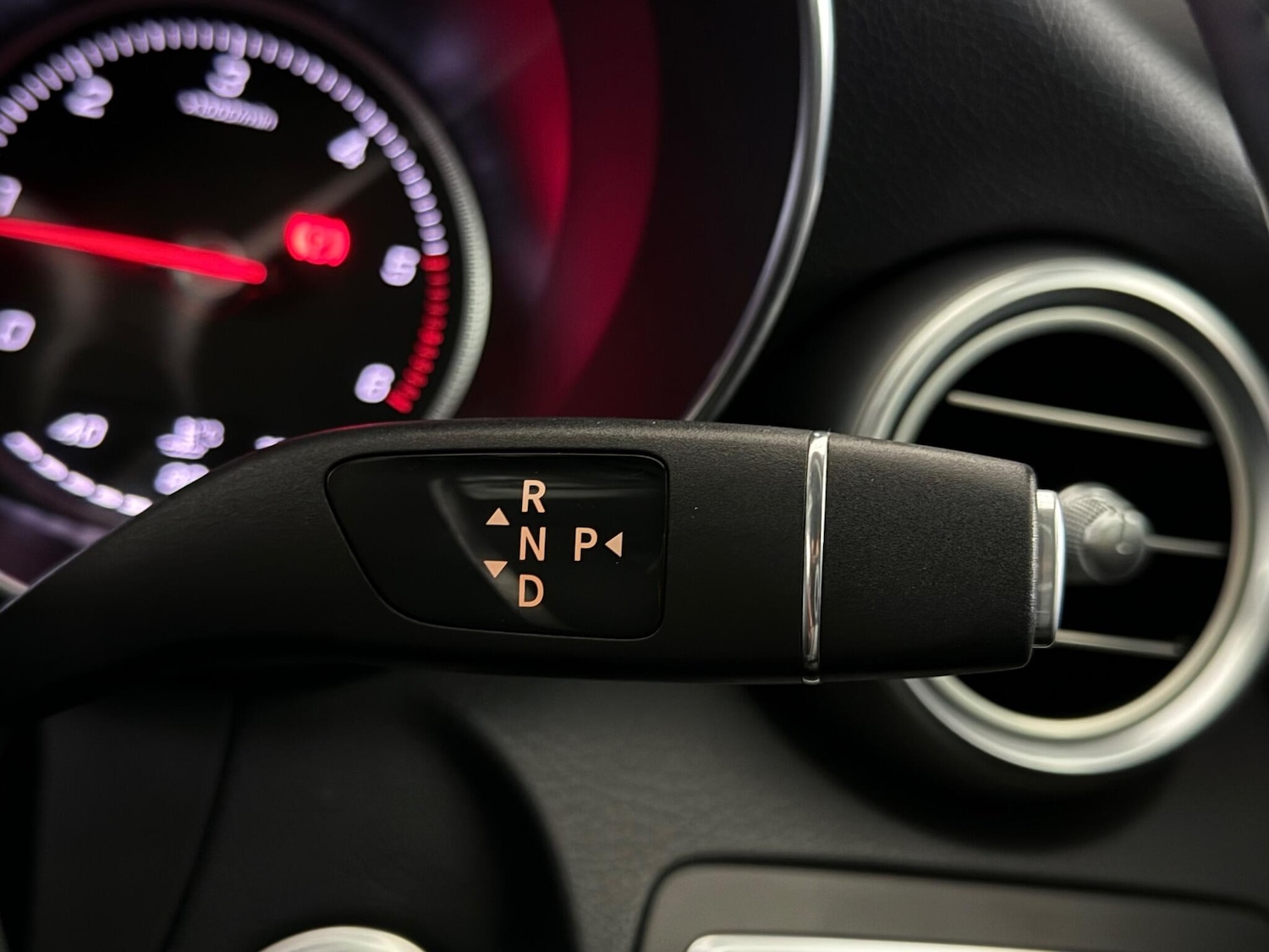 Used Mercedes-Benz C Class 2018 for sale - 76899510: Photo 31