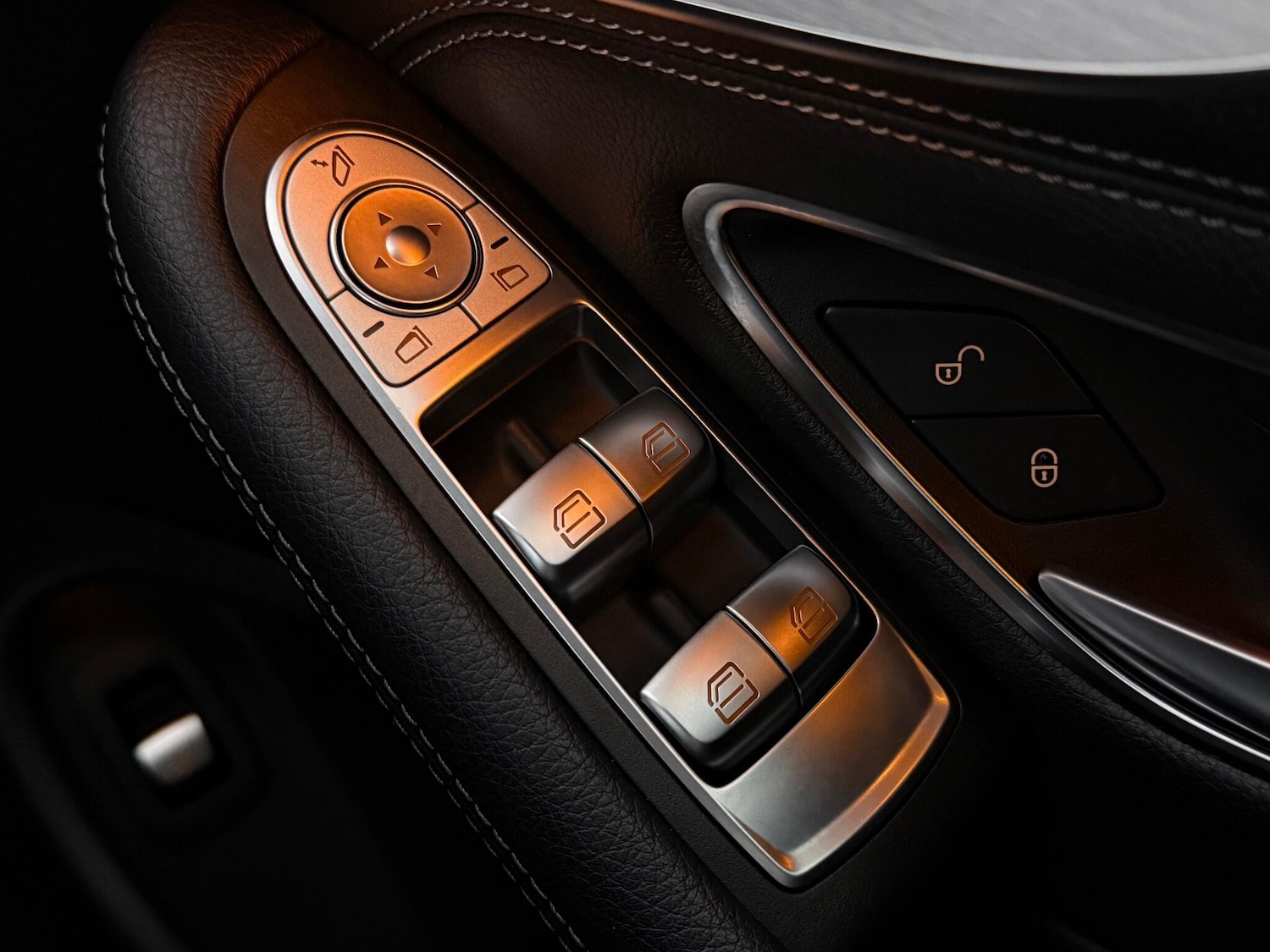 Used Mercedes-Benz C Class 2018 for sale - 76899510: Photo 40