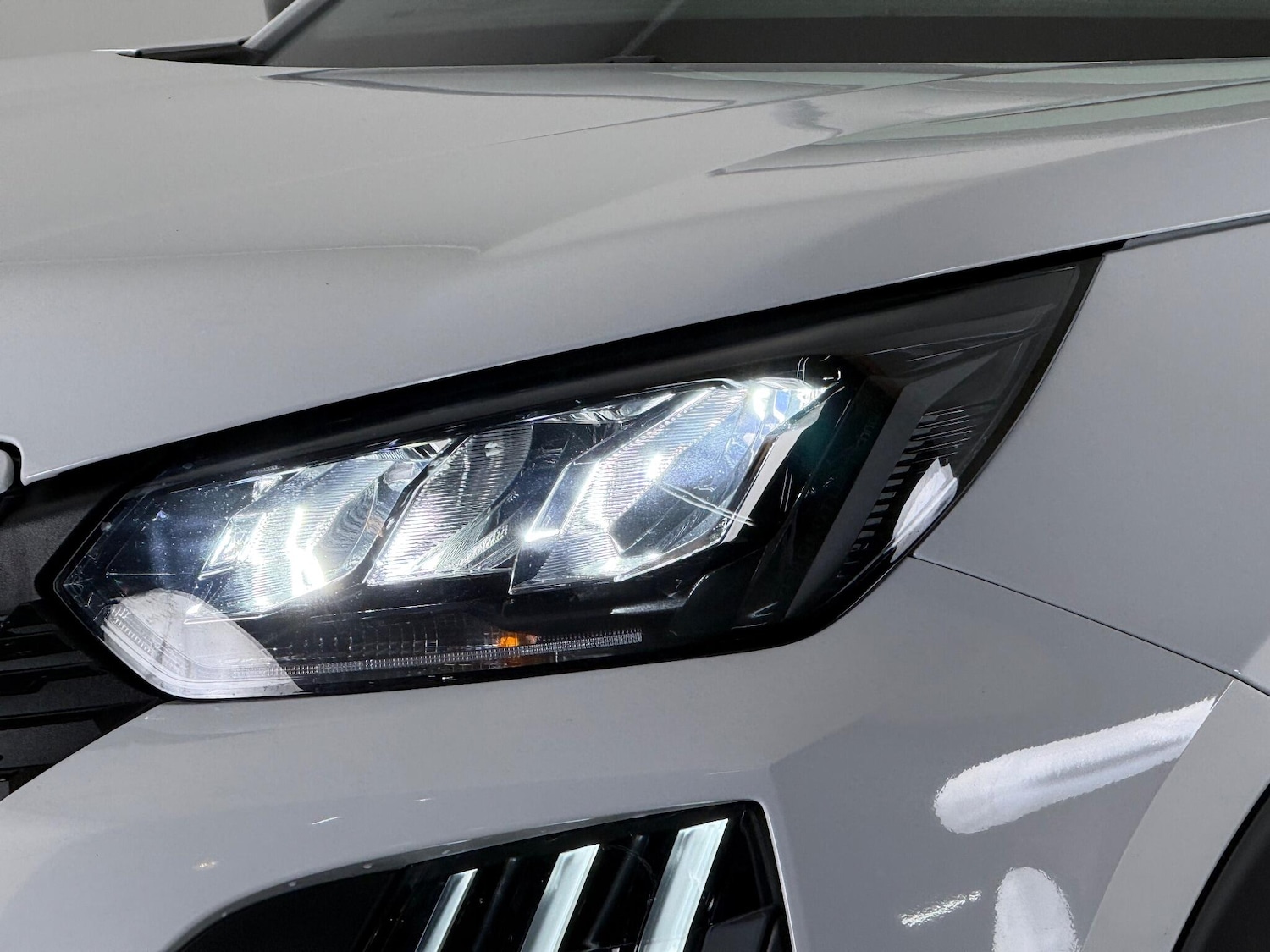 Used Peugeot 2008 2023 for sale - 77246811: Photo 7