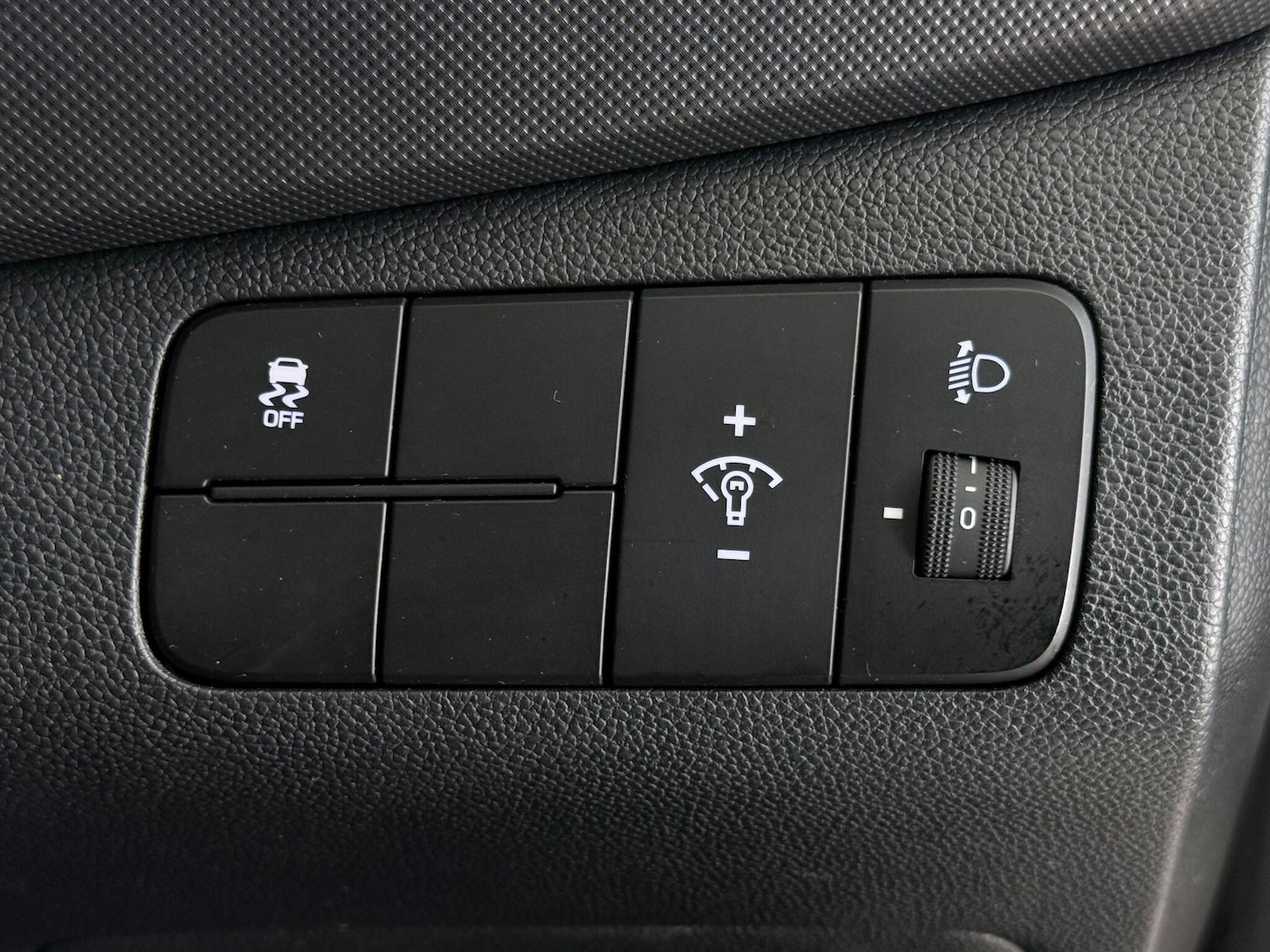 Used Hyundai i10 2018 for sale - 77221763: Photo 18