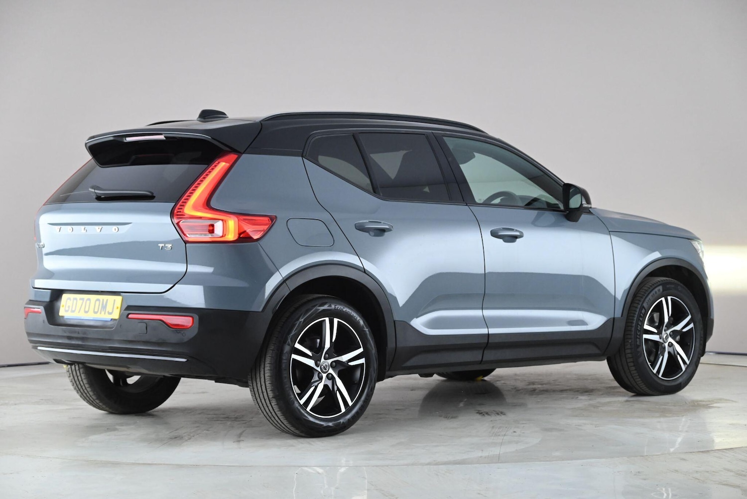 Used Volvo XC40 2021 for sale - 78171633: Photo 2