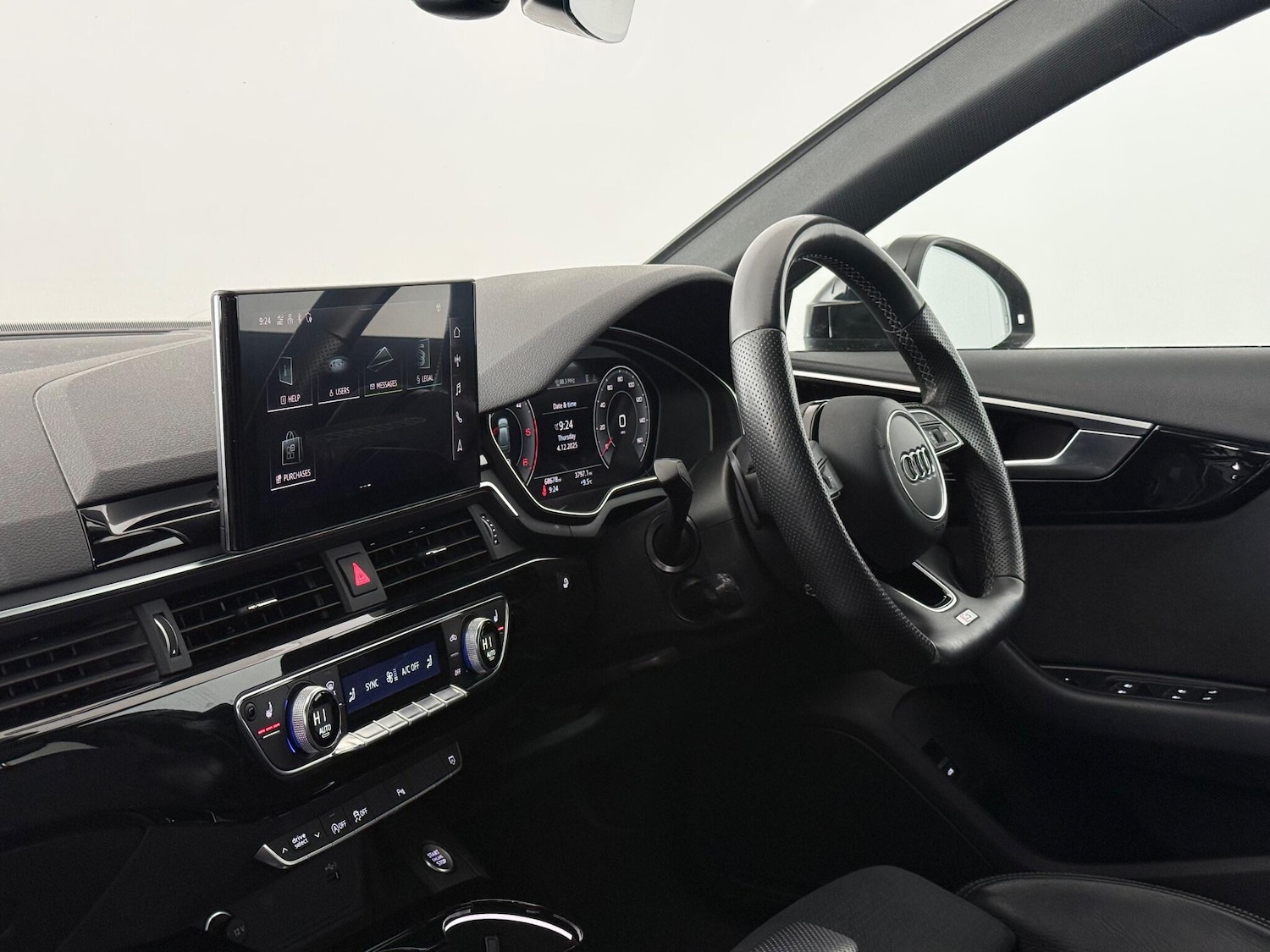 Used Audi A4 Avant 2022 for sale - 77260417: Photo 18