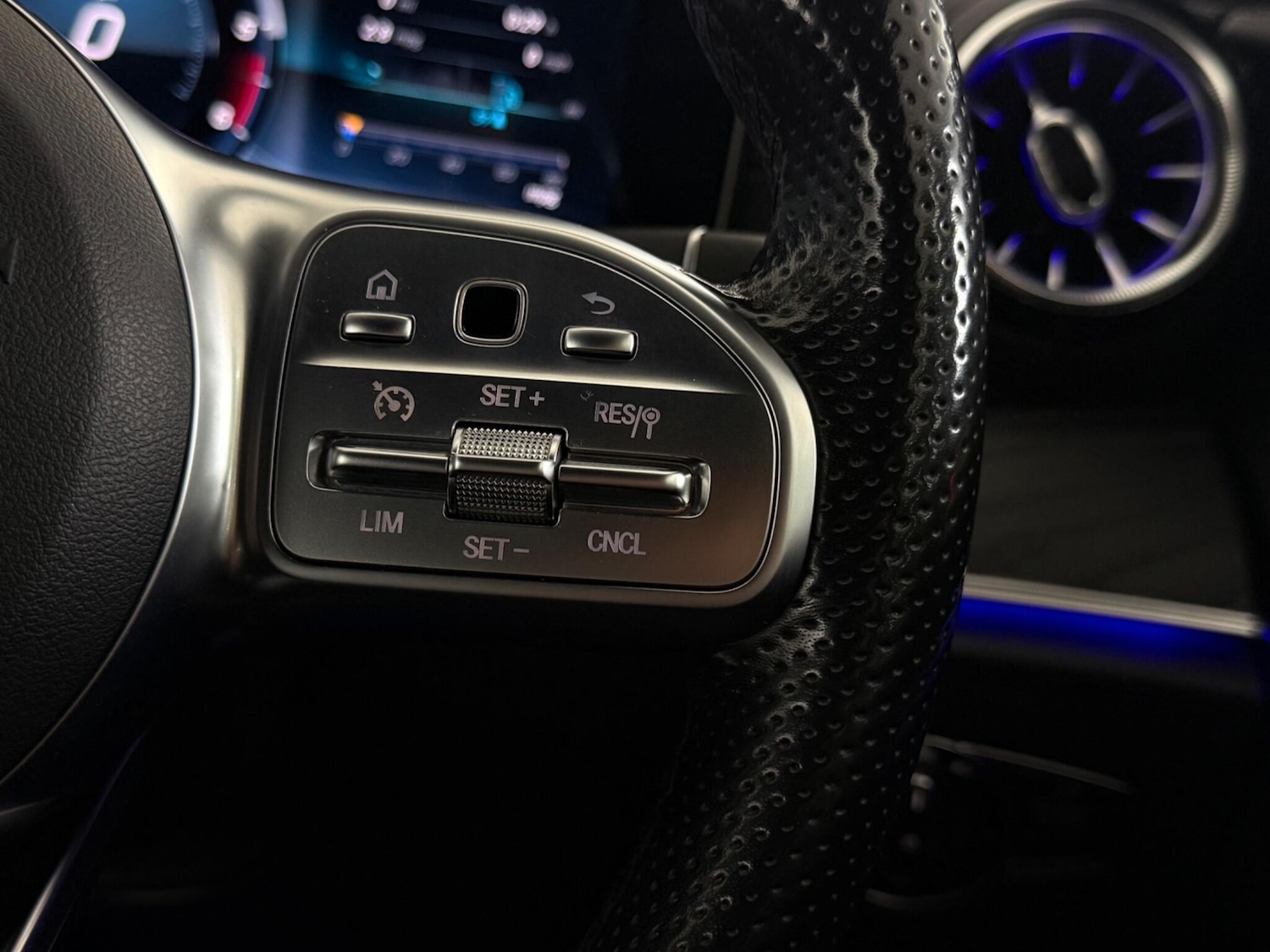 Used Mercedes-Benz E Class 2019 for sale - 77259790: Photo 18