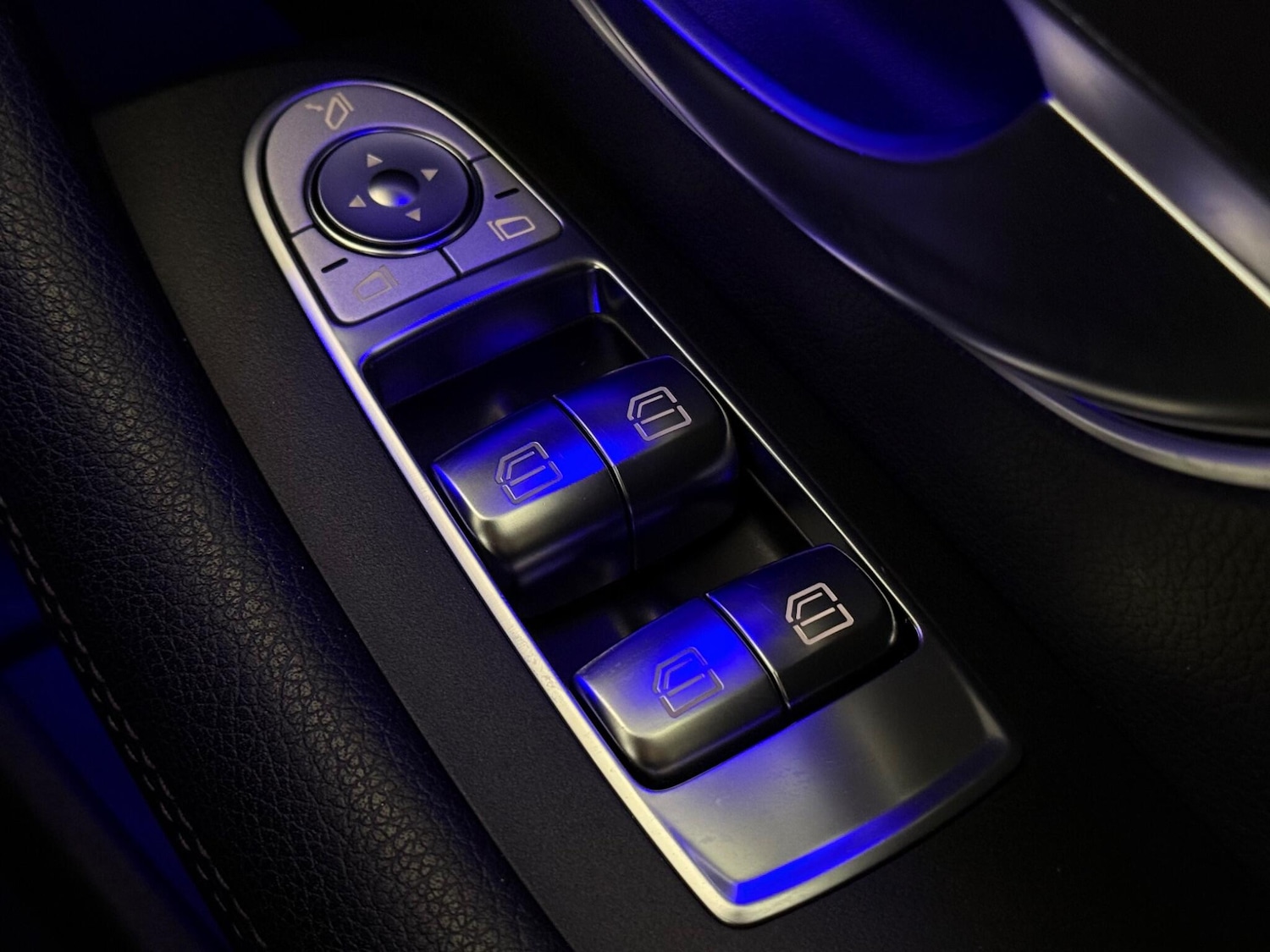 Used Mercedes-Benz E Class 2019 for sale - 77259790: Photo 24