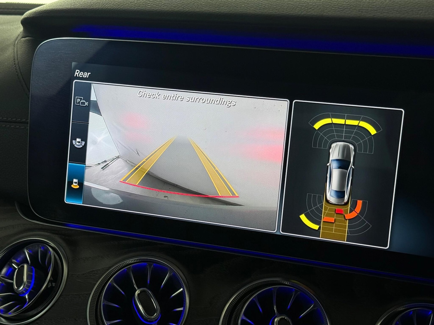 Used Mercedes-Benz E Class 2019 for sale - 77259790: Photo 31