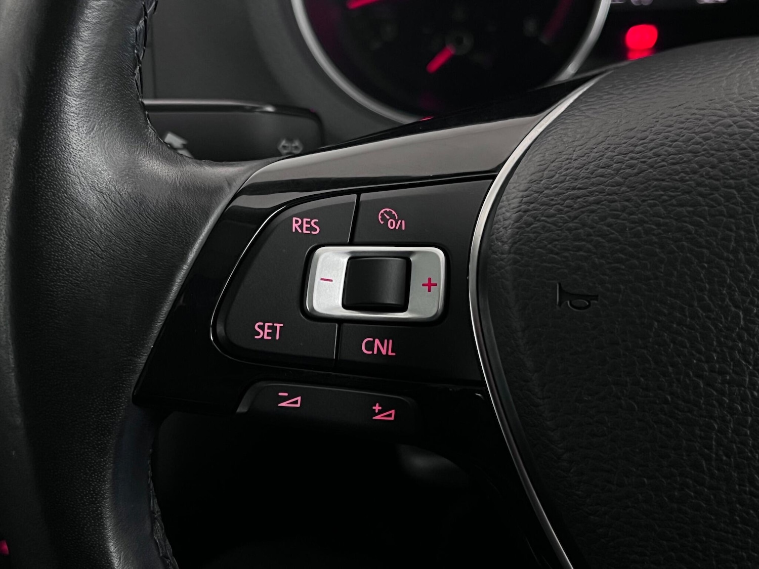 Used Volkswagen Polo 2016 for sale - 77216768: Photo 18