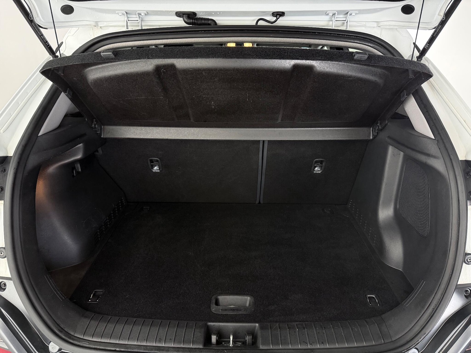 Used Hyundai KONA 2021 for sale - 76935905: Photo 13