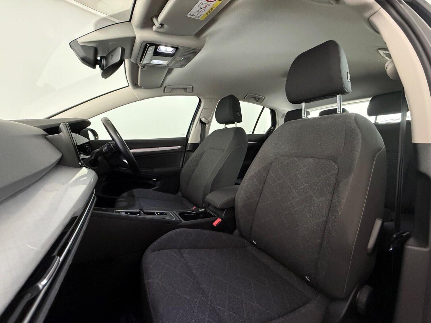 Used Volkswagen Golf 2020 for sale - 77587403: Photo 10