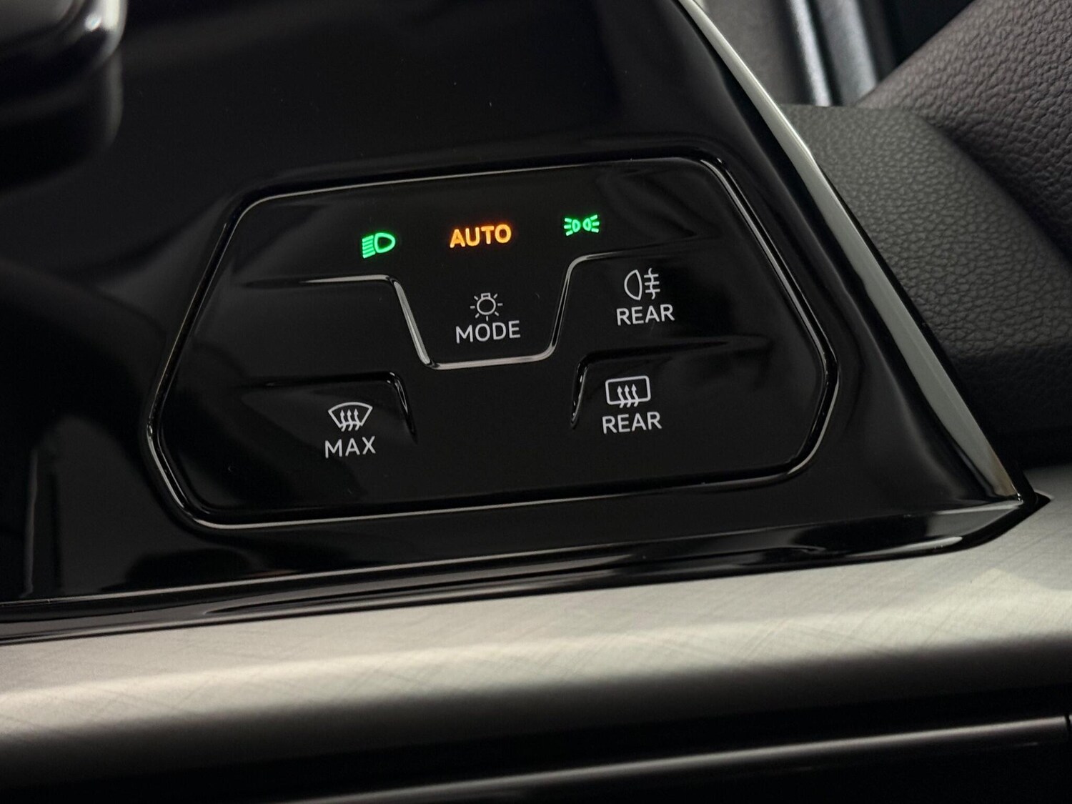 Used Volkswagen Golf 2020 for sale - 77587403: Photo 15