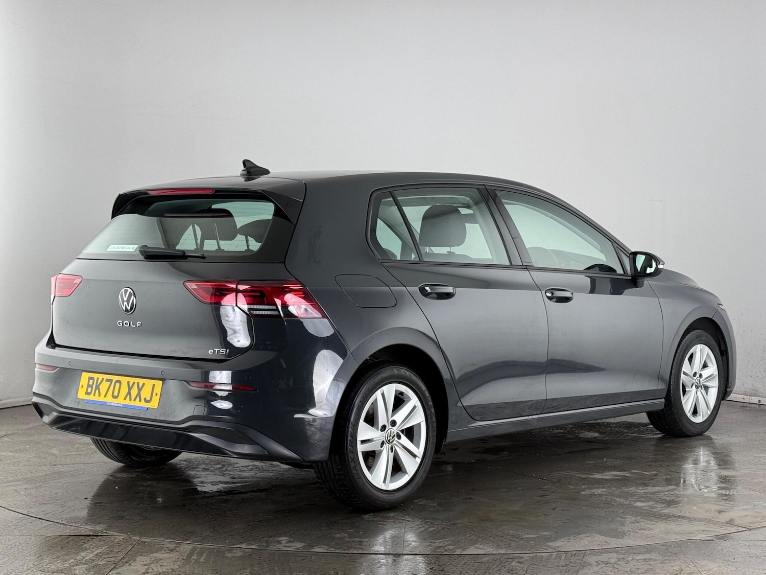 Used Volkswagen Golf 2020 for sale - 77587403: Photo 3