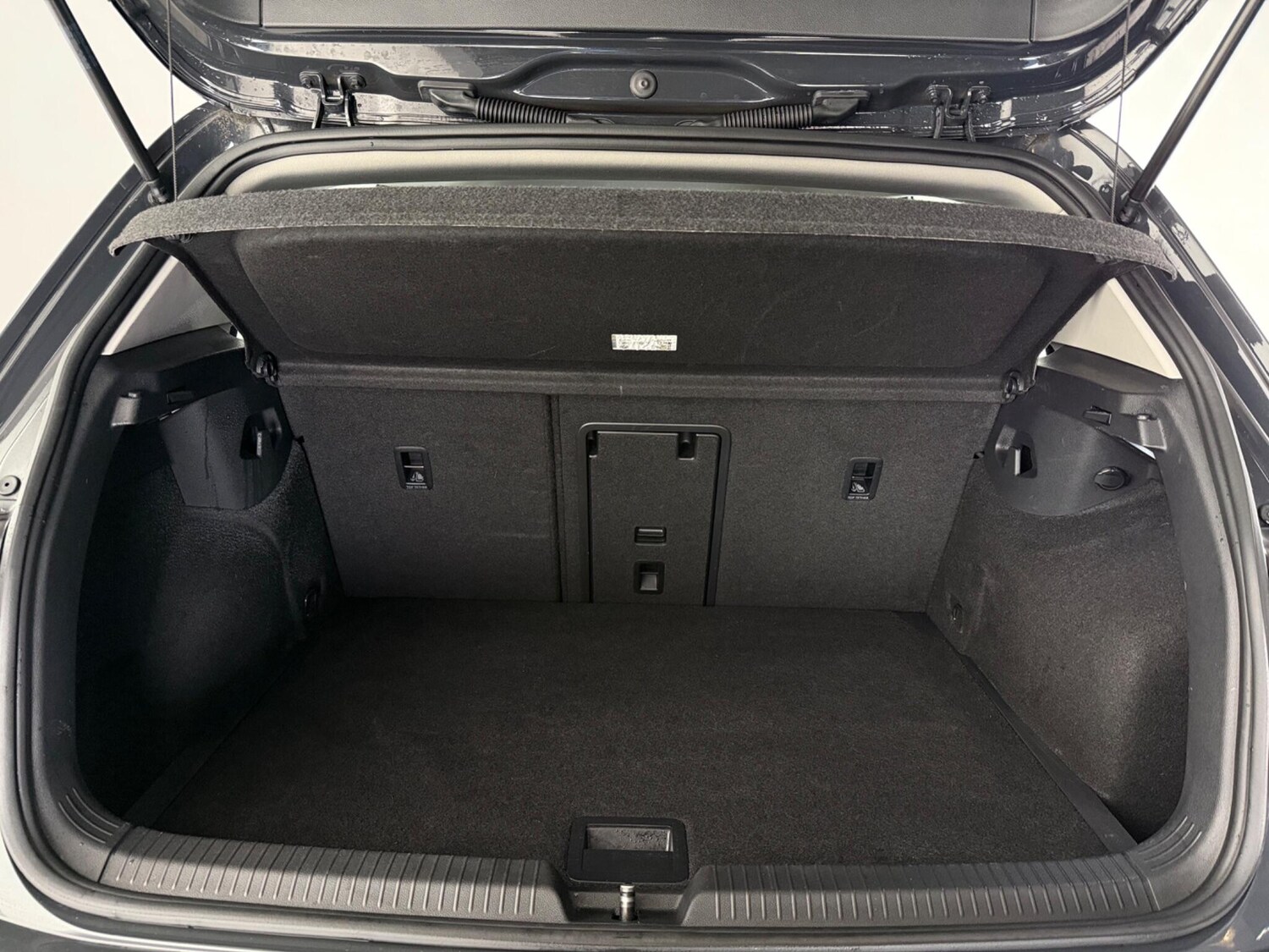 Used Volkswagen Golf 2020 for sale - 77587403: Photo 9