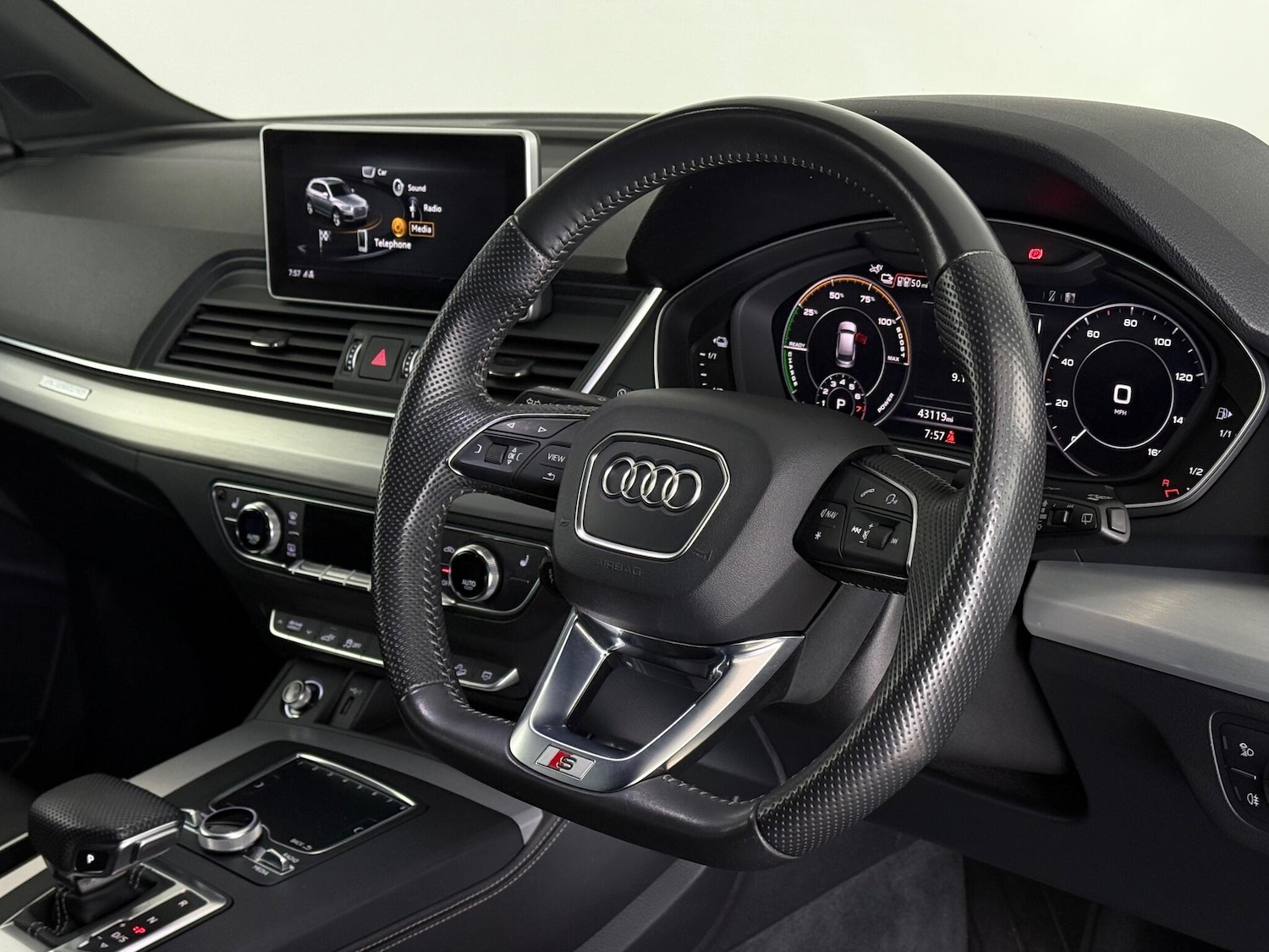 Used Audi Q5 2019 for sale - 77242896: Photo 11