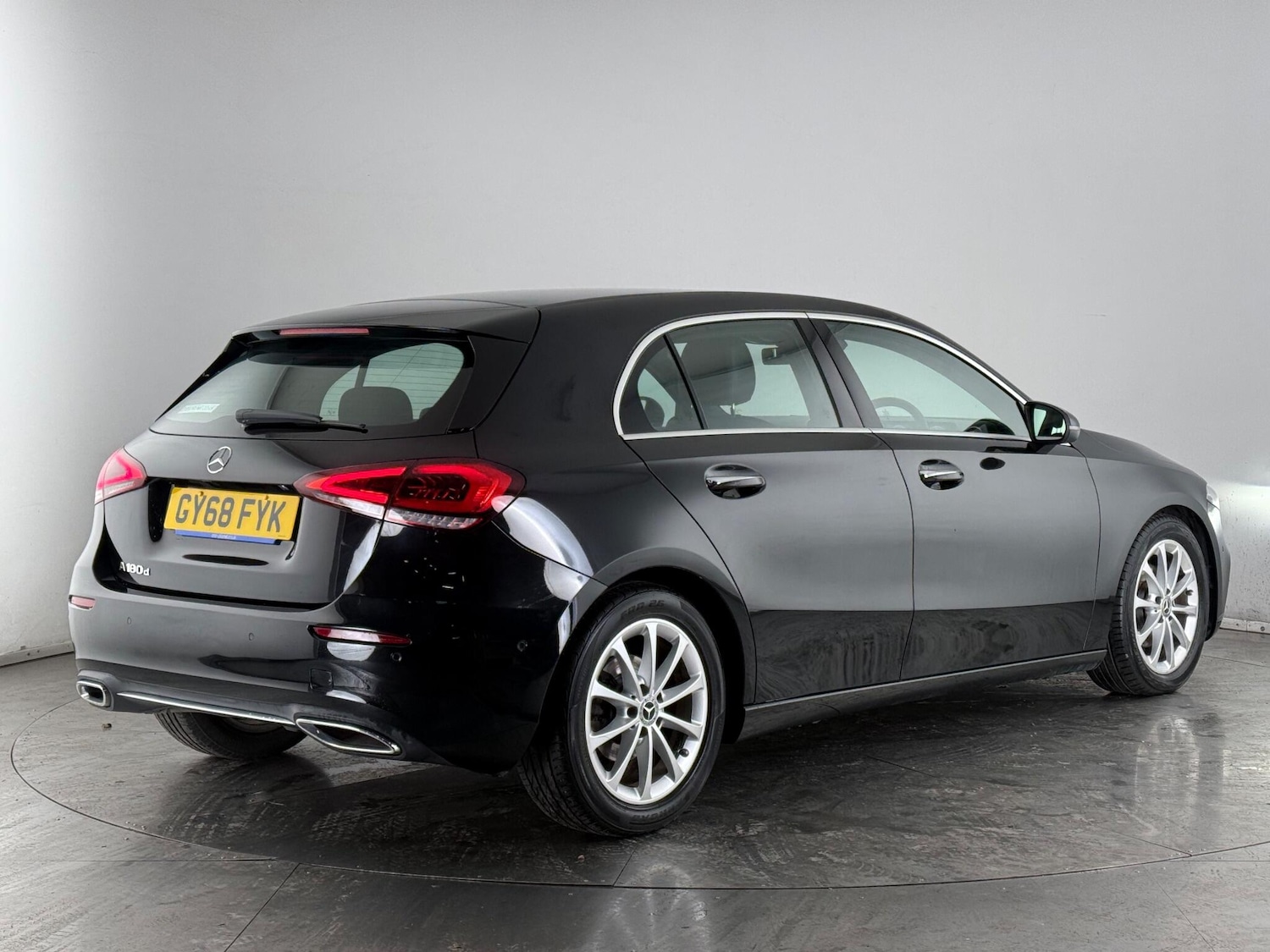 Used Mercedes-Benz A-Class 2018 for sale - 77260582: Photo 3